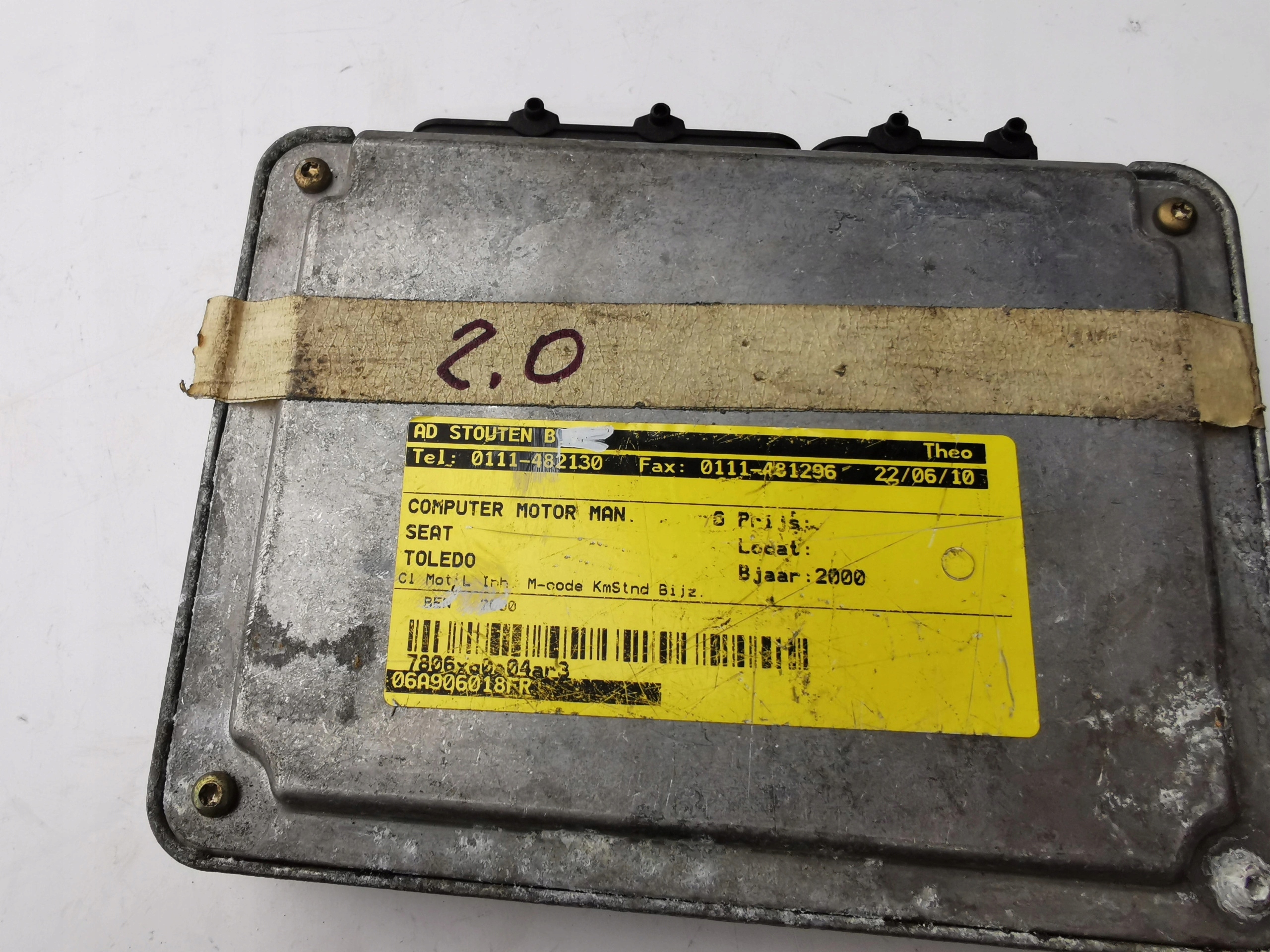 SEAT TOLEDO 2.0B 0261206512 06A906018FR computer E