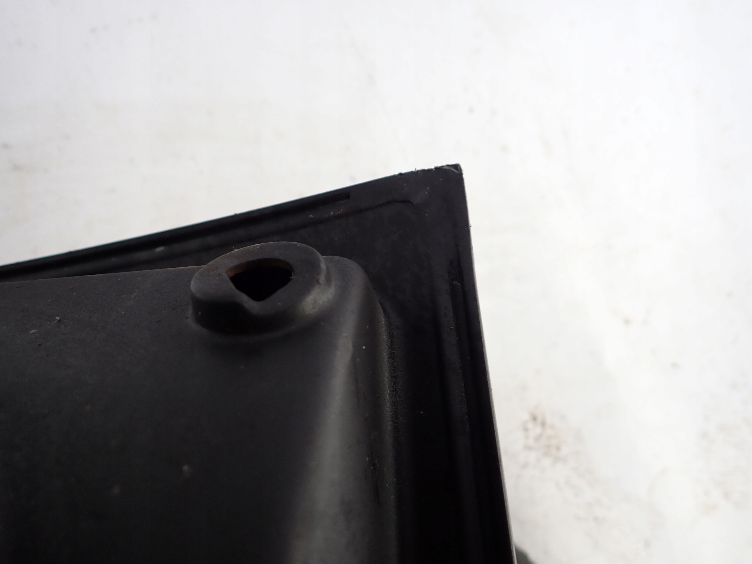 RANGE ROVER EVOQUE and CABRIO cap bonnet boot
