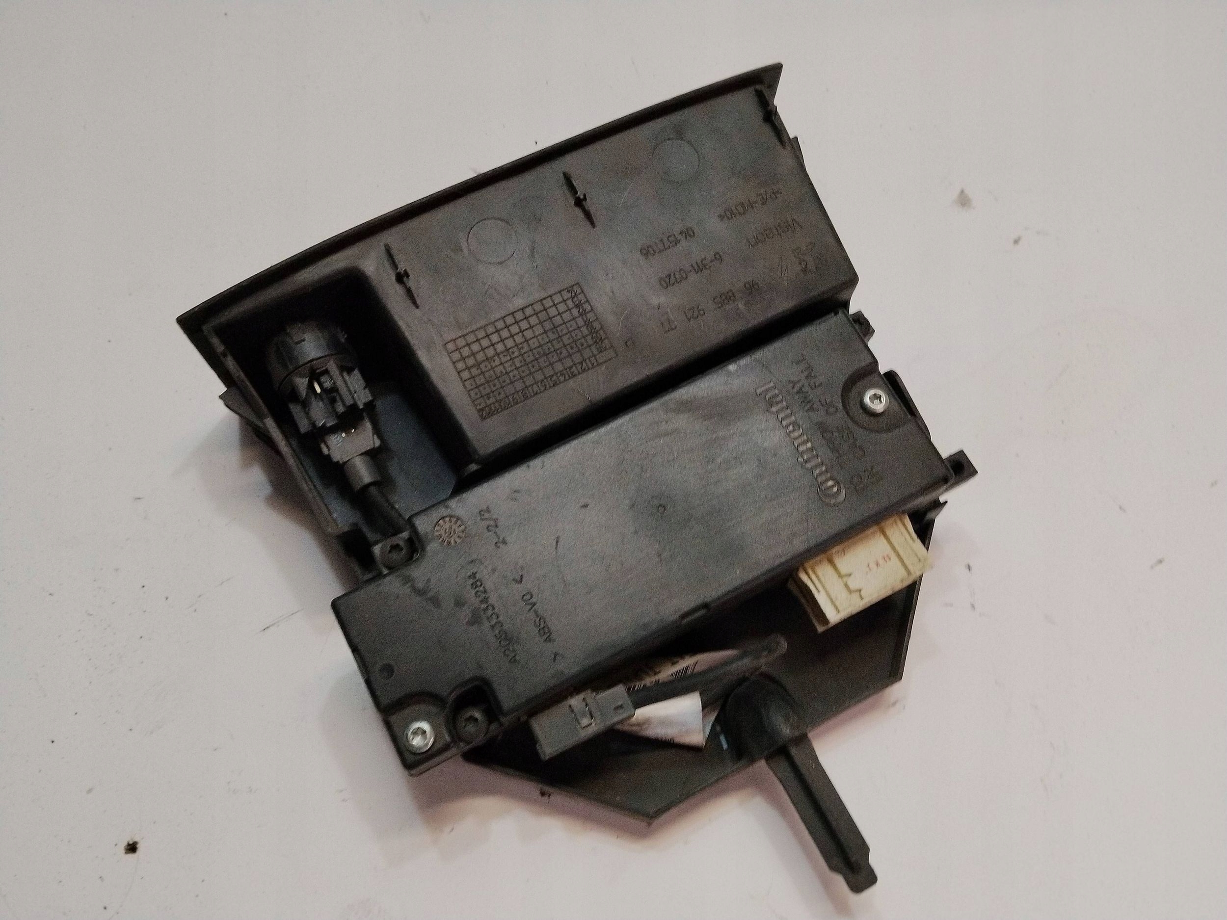 Centralina modulo Peugeot 3008 e 2008-2015 A2C53334284