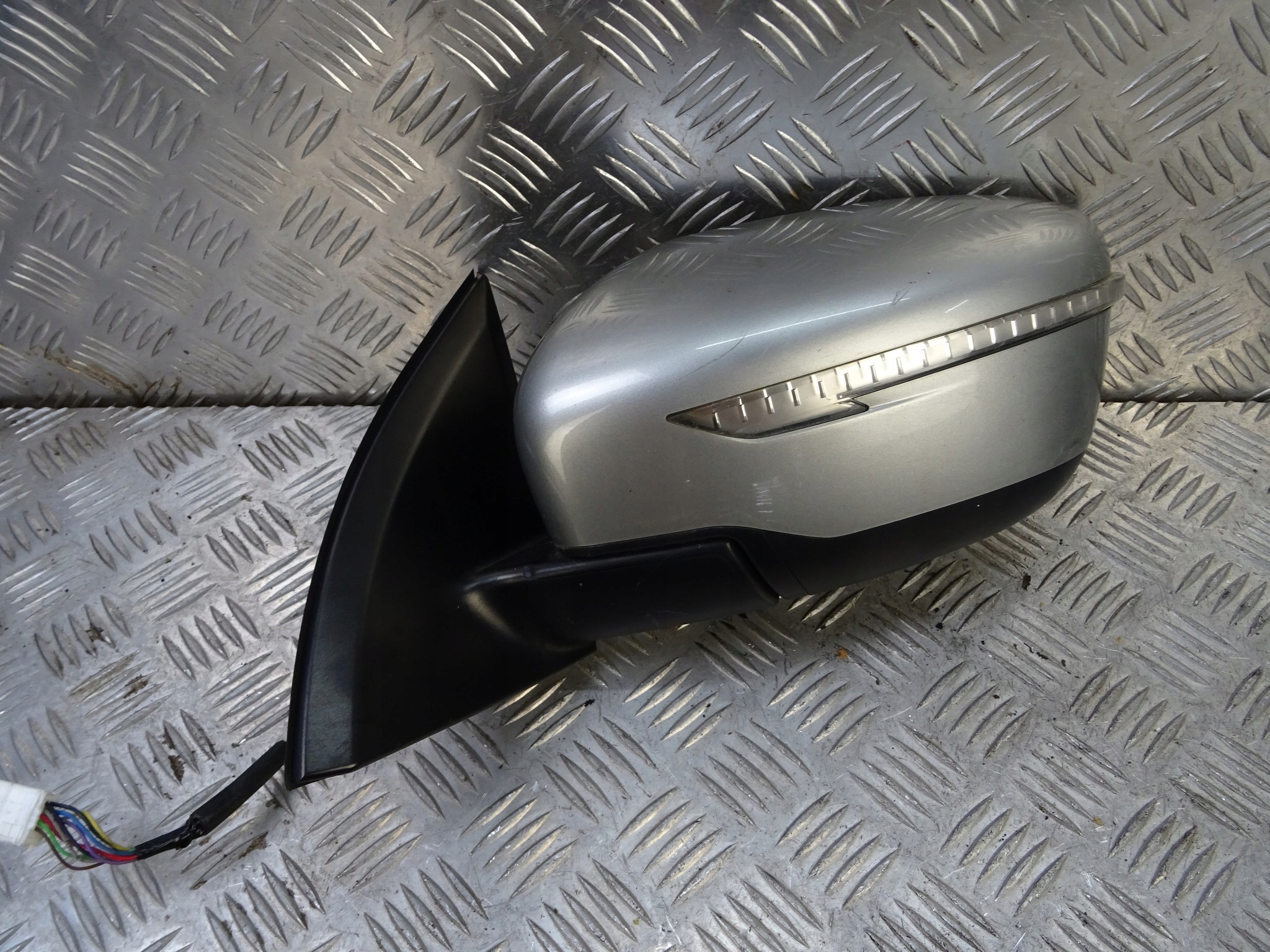 NISSAN QASHQAI J11 mirror left 9 PIN UK