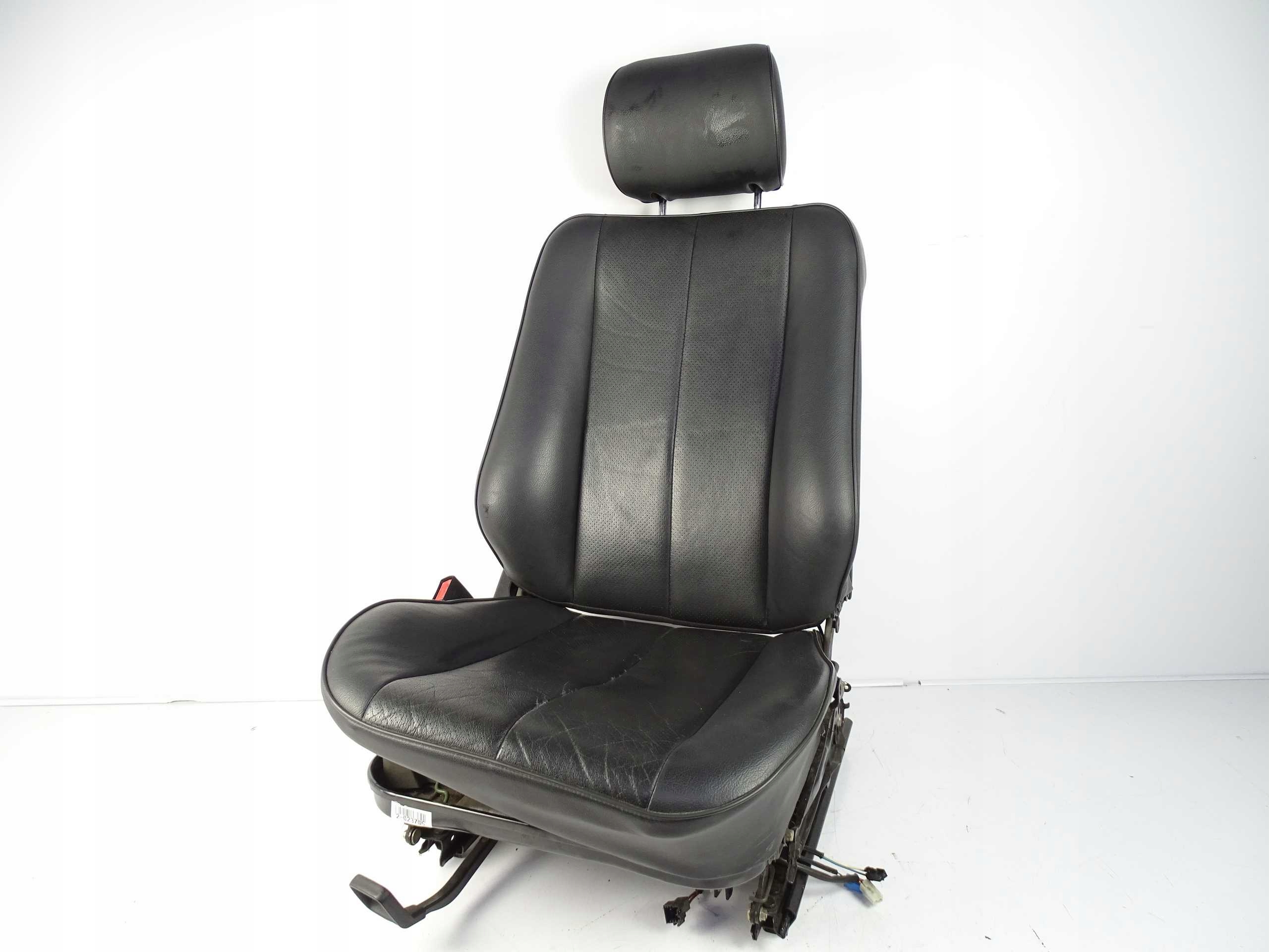 Mercedes E Class W210 переднє ліве сидіння