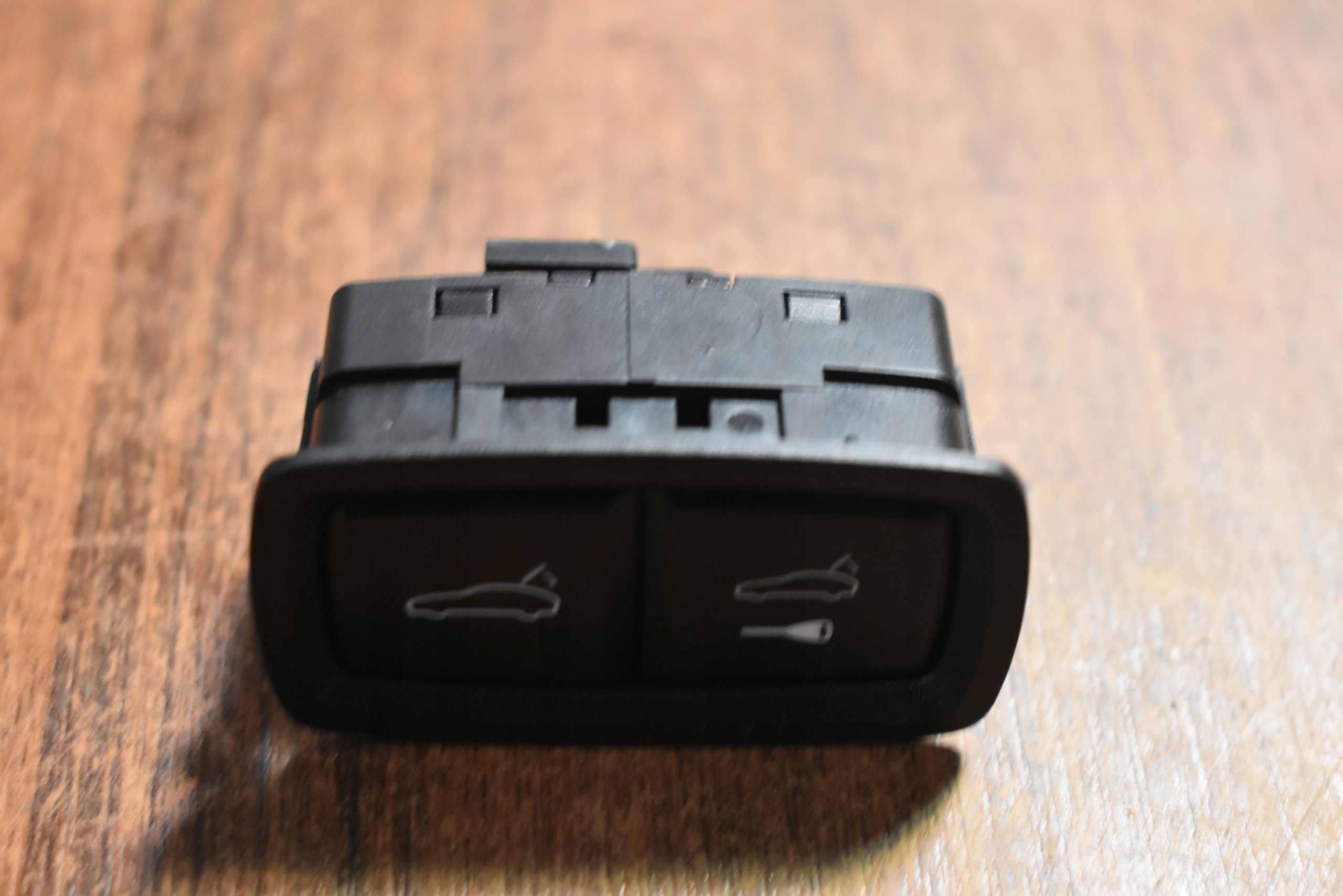 IDEAL button of the opening bonnet boot PORSCHE PANAMERA 971 CAYENNE 9Y 1
