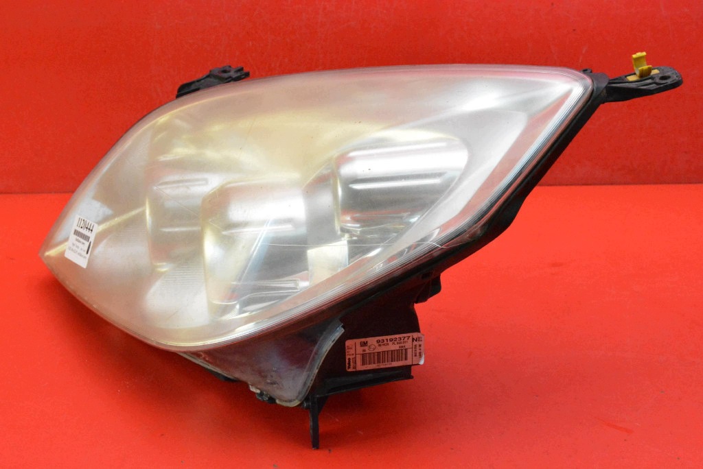 REFLEKTOR left light front lens EU 93192377 OPEL VECTRA C LIFT 05-09