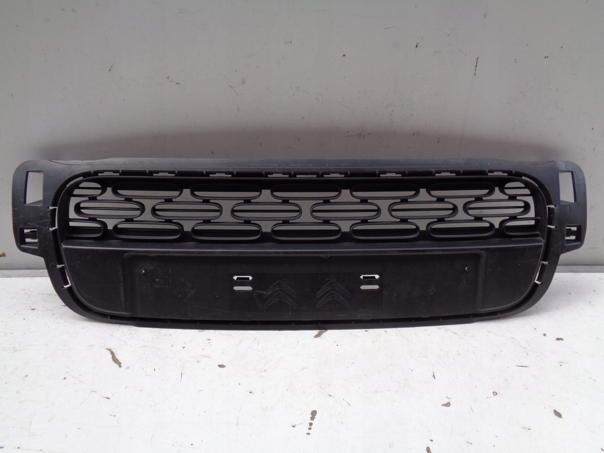LÜFTUNGSGITTER DER STOSSSTANGE CITROEN C3 III 16