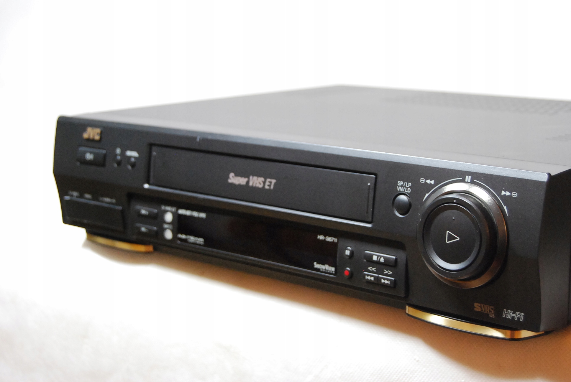 Magnetowid VHS JVC HR-S6711