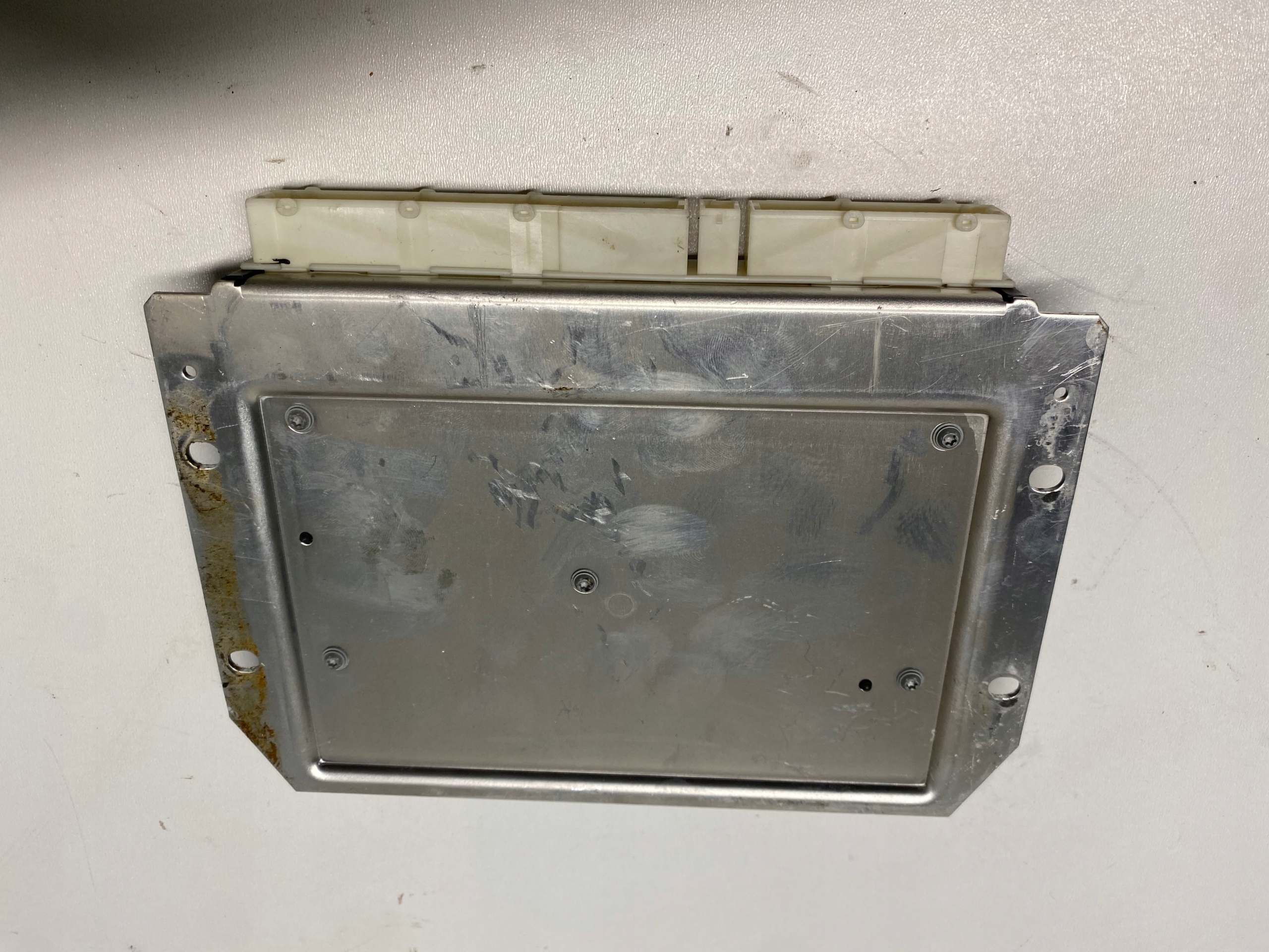 control unit AIRMATIC MERCEDES W221 S-KLASA A2215408401