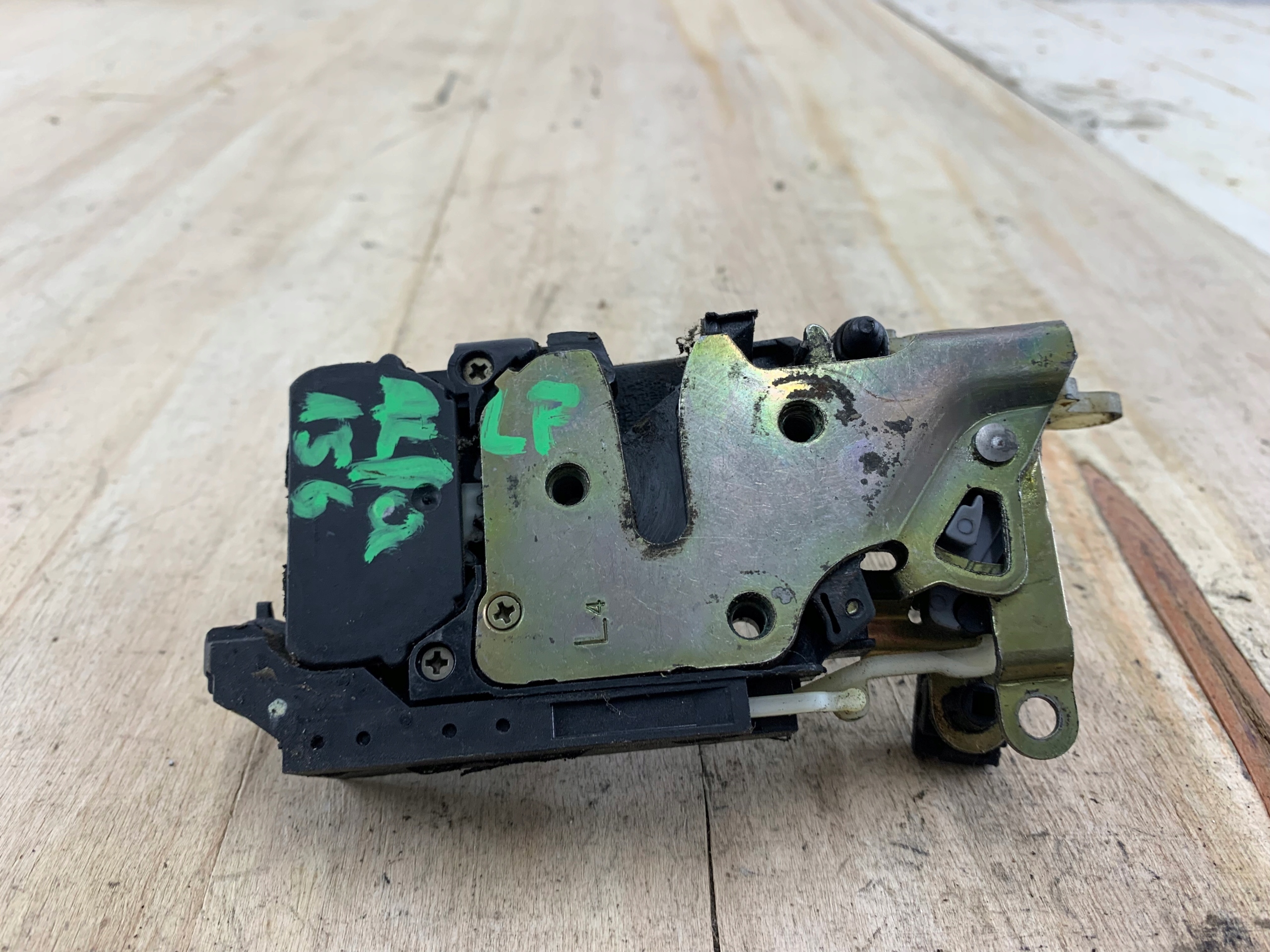 ALFA ROMEO 156 lock door left front