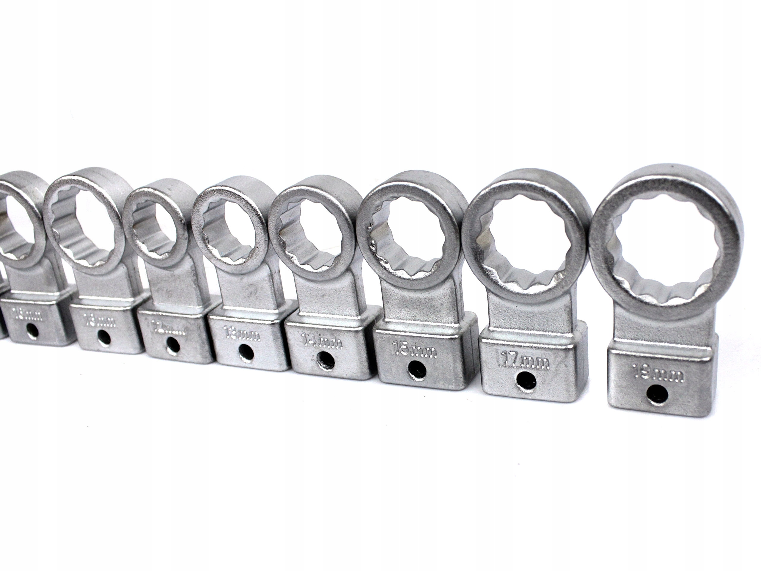 KLUCZE DO NAPINACZY OCZKOWE 12 19 TORX E10 18 15el Producent code FT7715