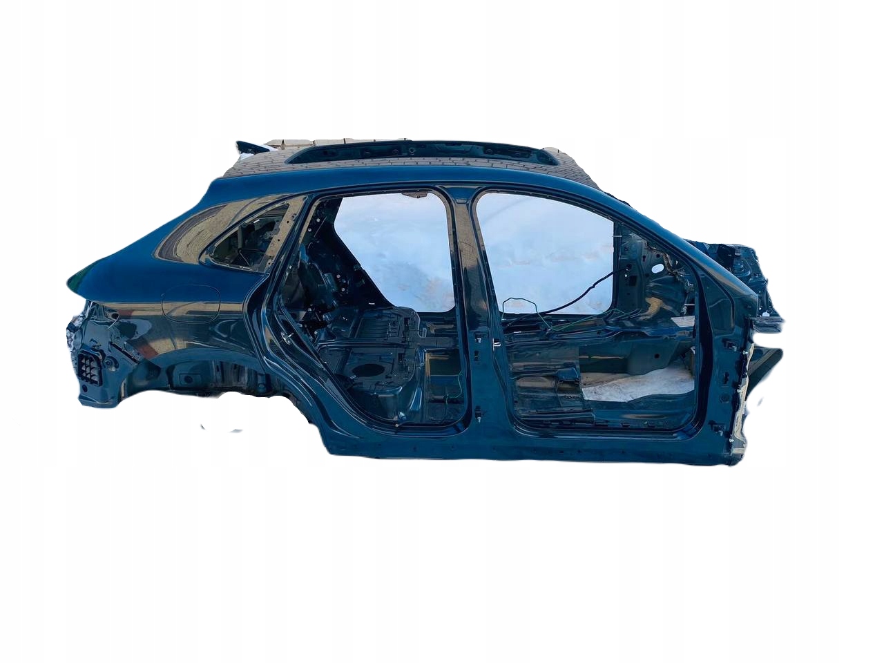 ЧЕТВЕРТЬ ЗАД. ПРАВА MACAN5b 2014-