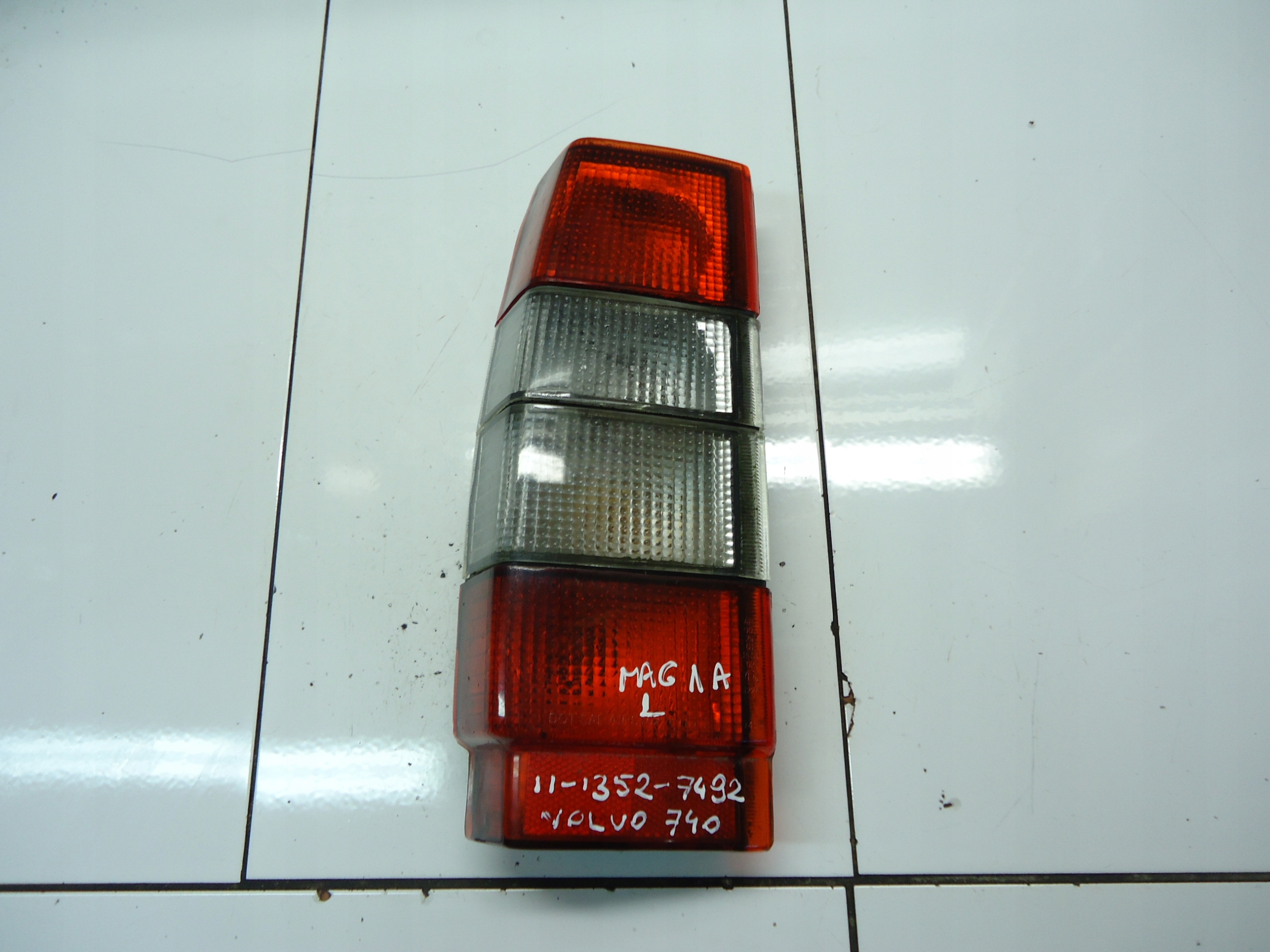 VOLVO 740 light left rear part 11-1352-7492