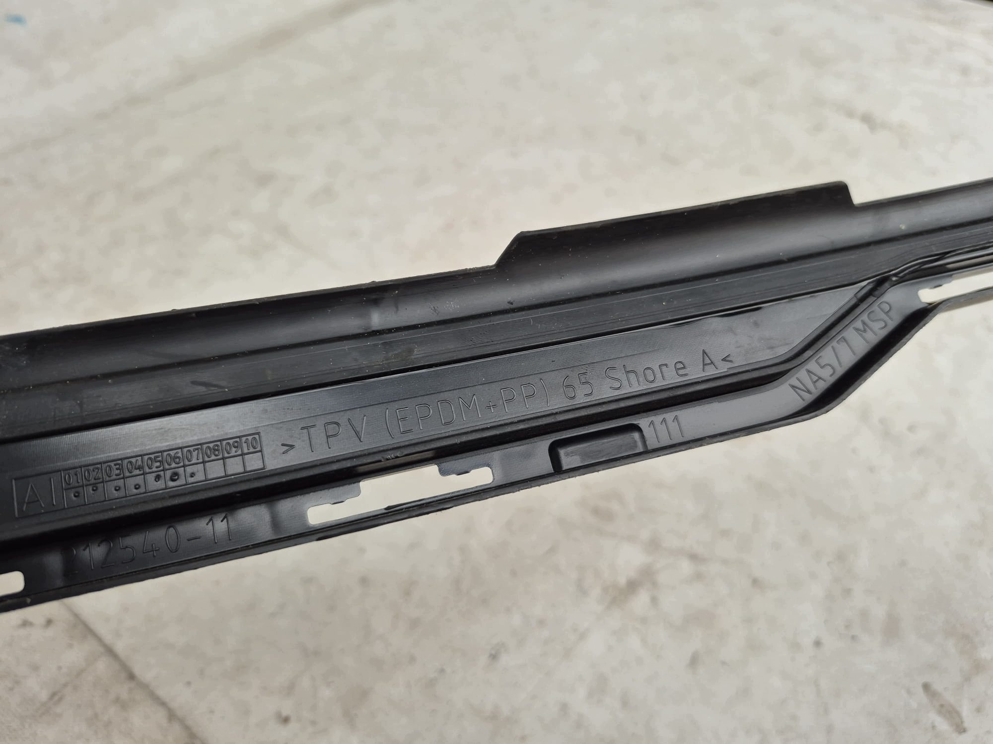 BMW IX3 II 2 NA5 25-> moulding lower of a bumper front