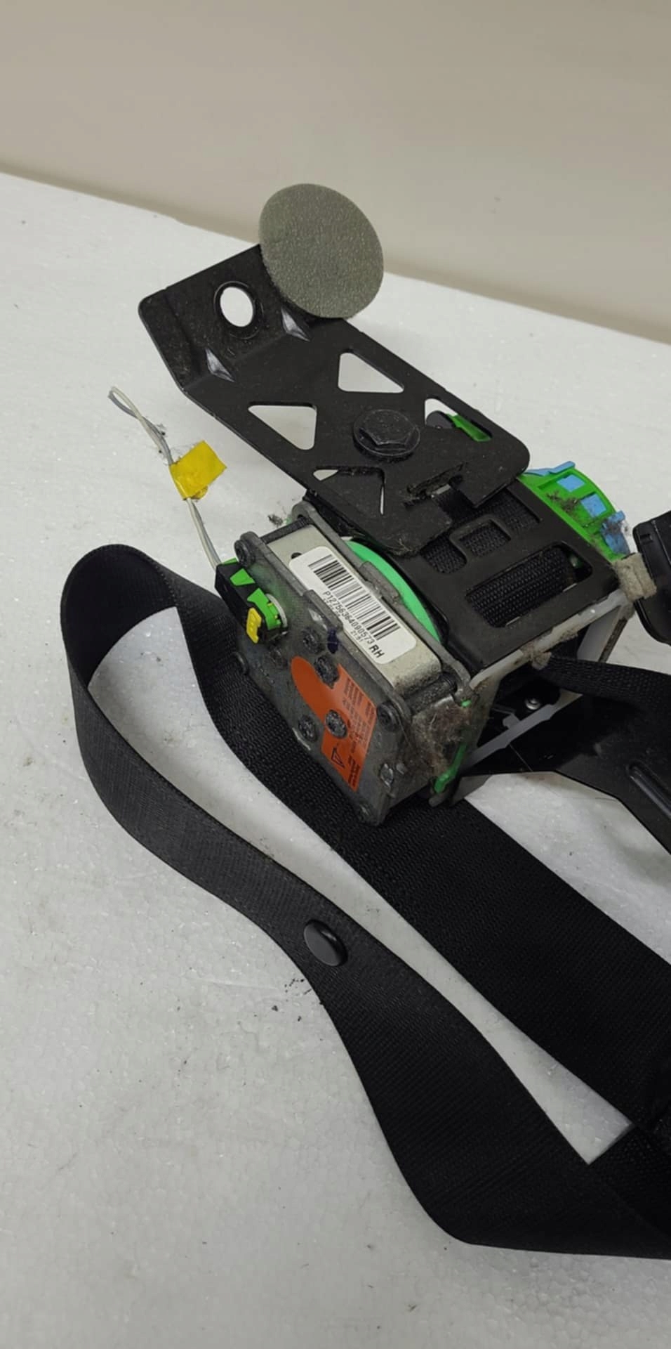 right front front tension belt safety SAAB 93 9-3 II 07-11 12756364