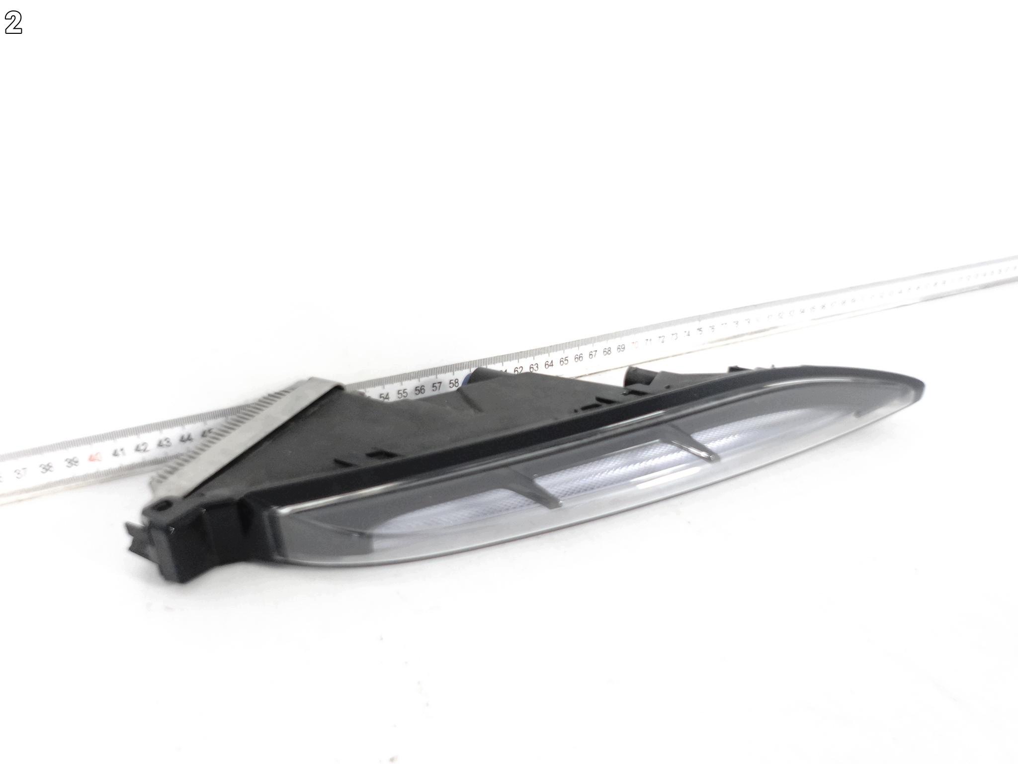 PORSCHE MACAN and 95B LIFT 19- light LED DRL indicator W bumper right