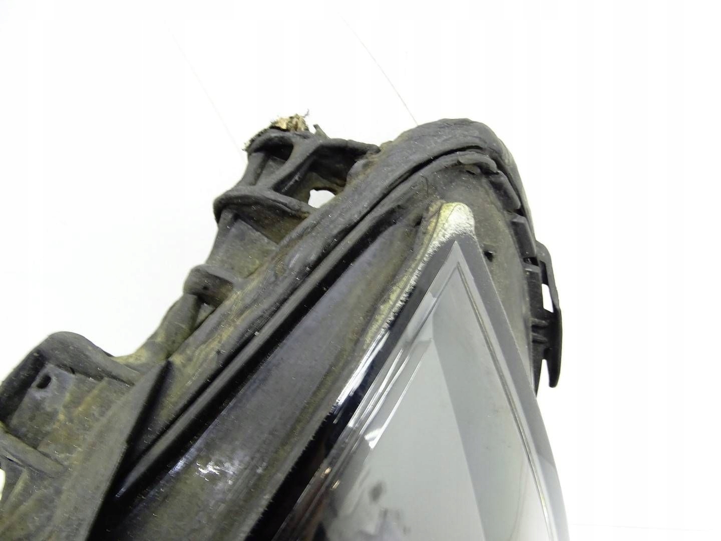 REFLEKTOR light left front front RENAULT CLIO V LIFT 2024