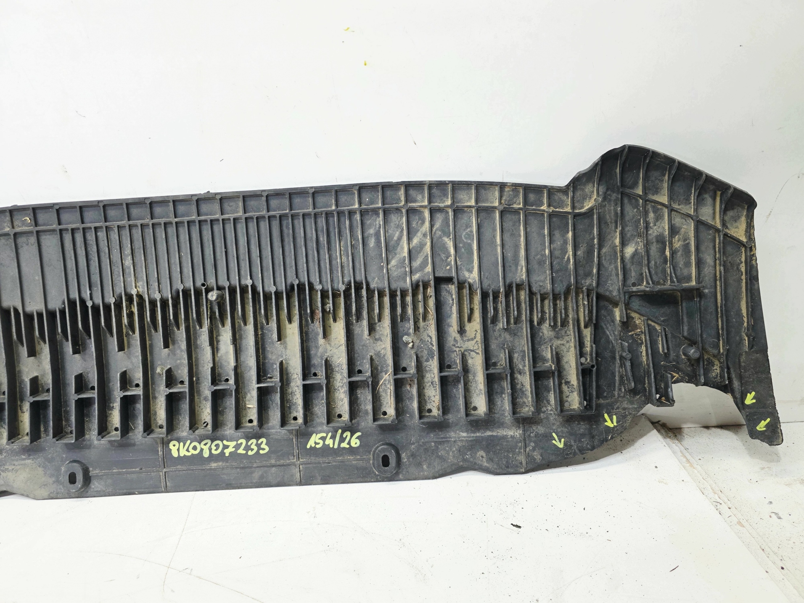 blende abdeckung abdeckung unter stoßstange AUDI A4 B8 8K0807233 154/26