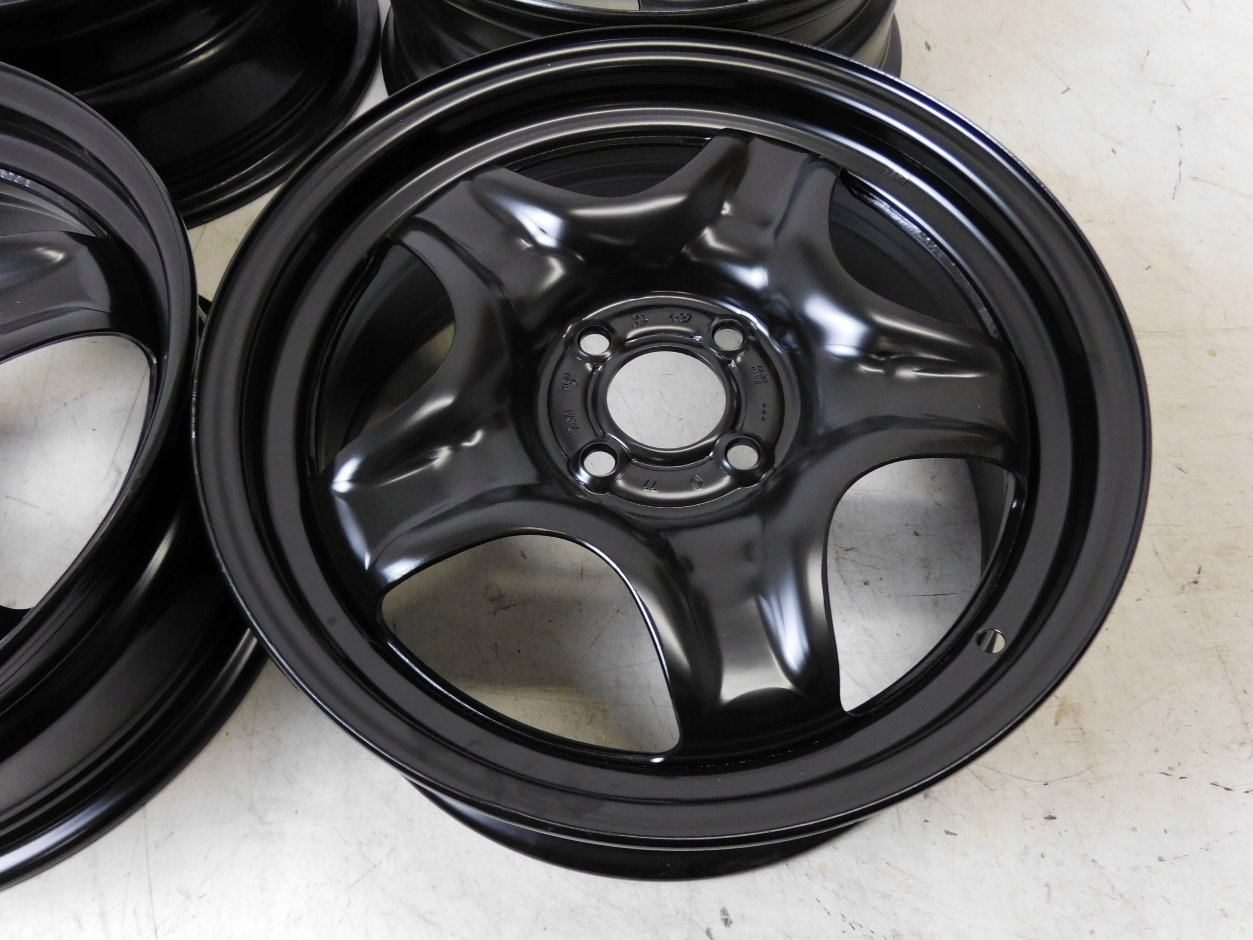 FELGI 16 DACIA-RENAULT ET37 ORYGINAŁ NOWE Średnica felgi 16