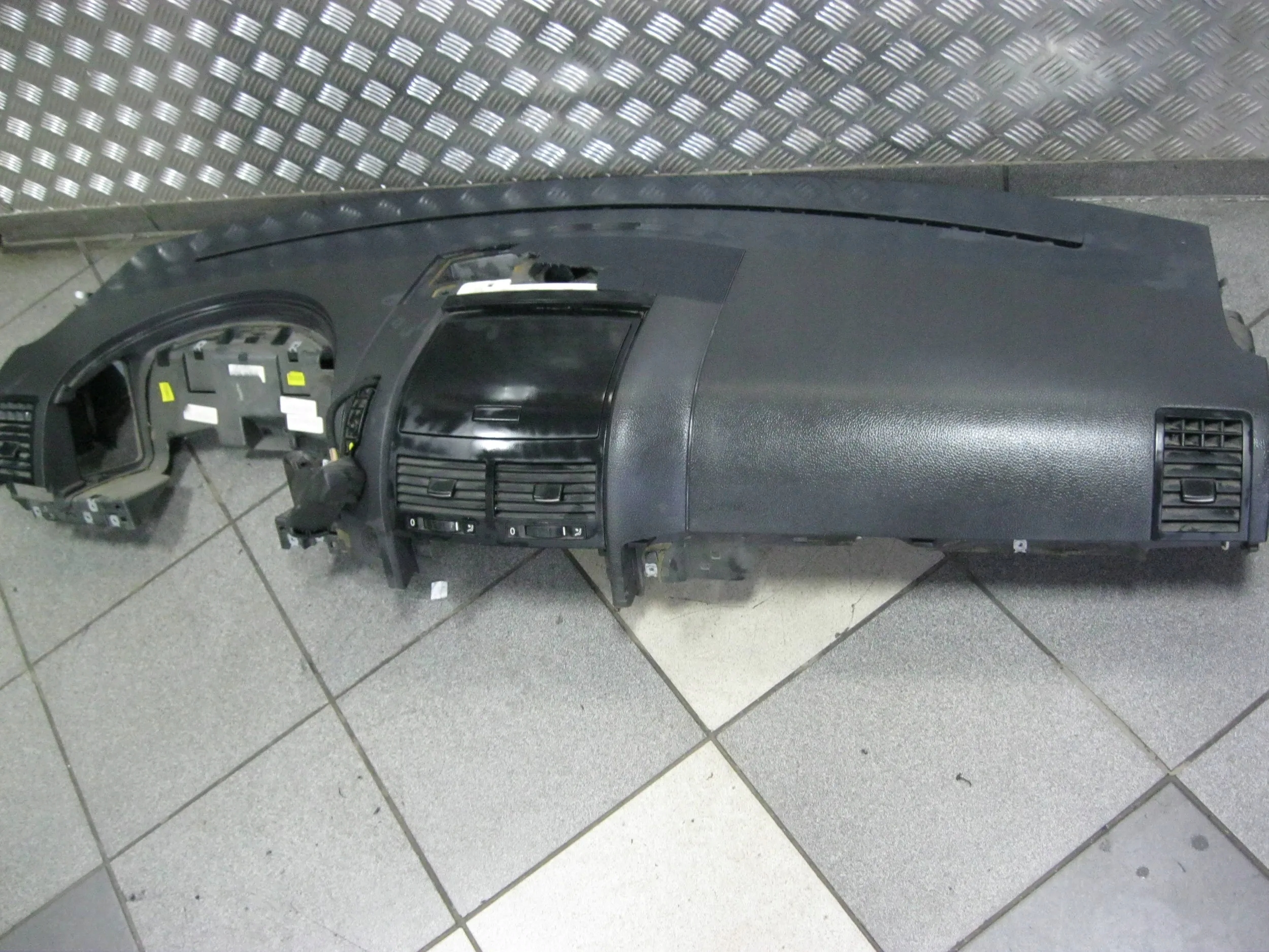 dashboard console airbag VW Volkswagen Touareg 7L