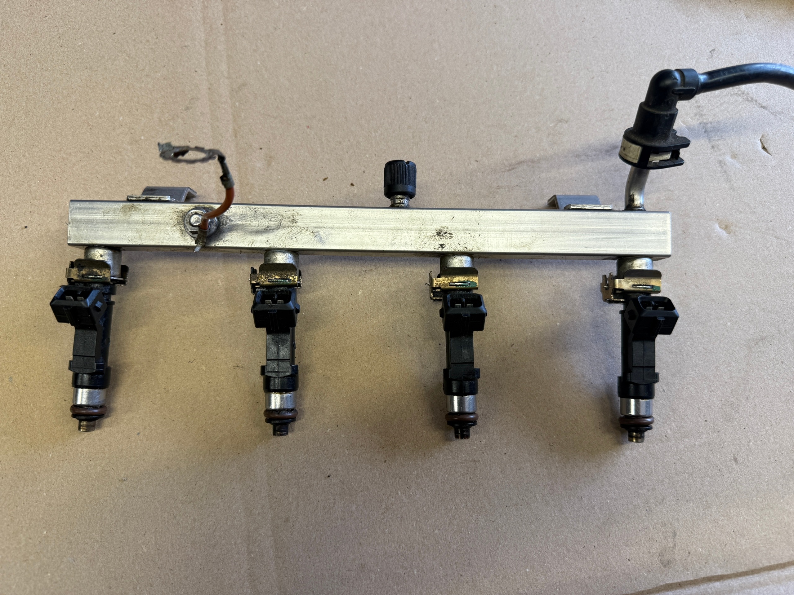OPEL CORSA E 1.4 16V nozzle injectors moulding 0280158181 KOMPLET