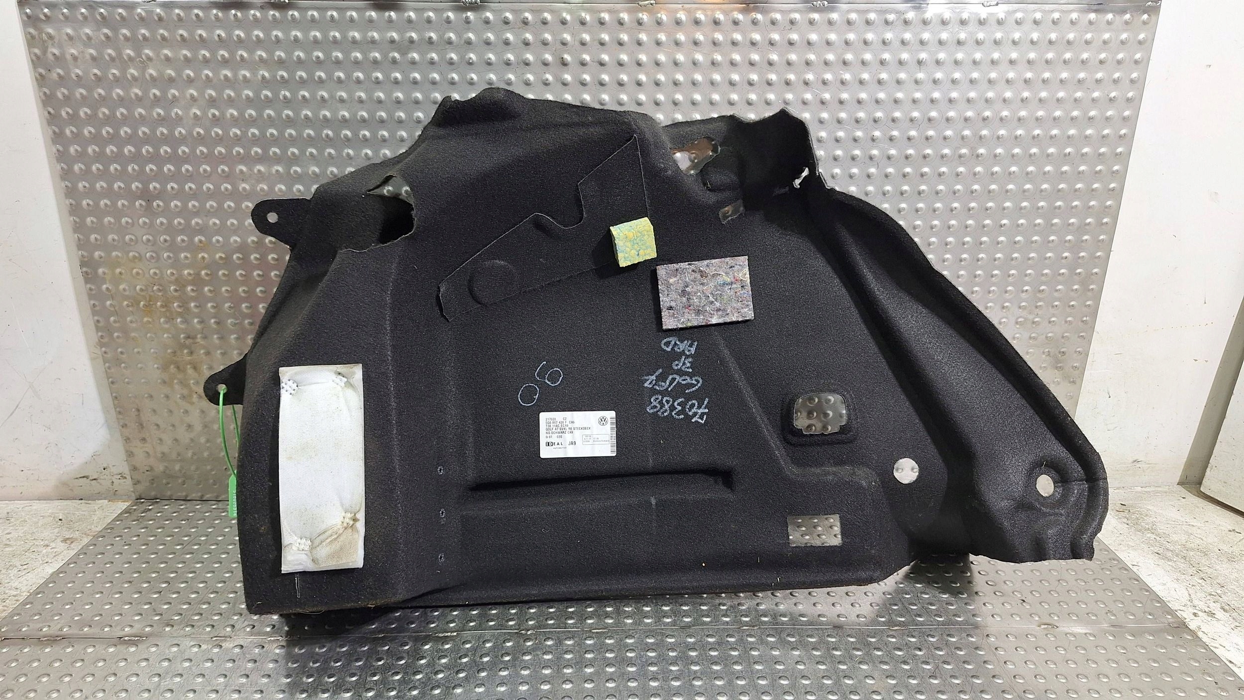 boot upholstery right 5G6867428F VW GOLF VII