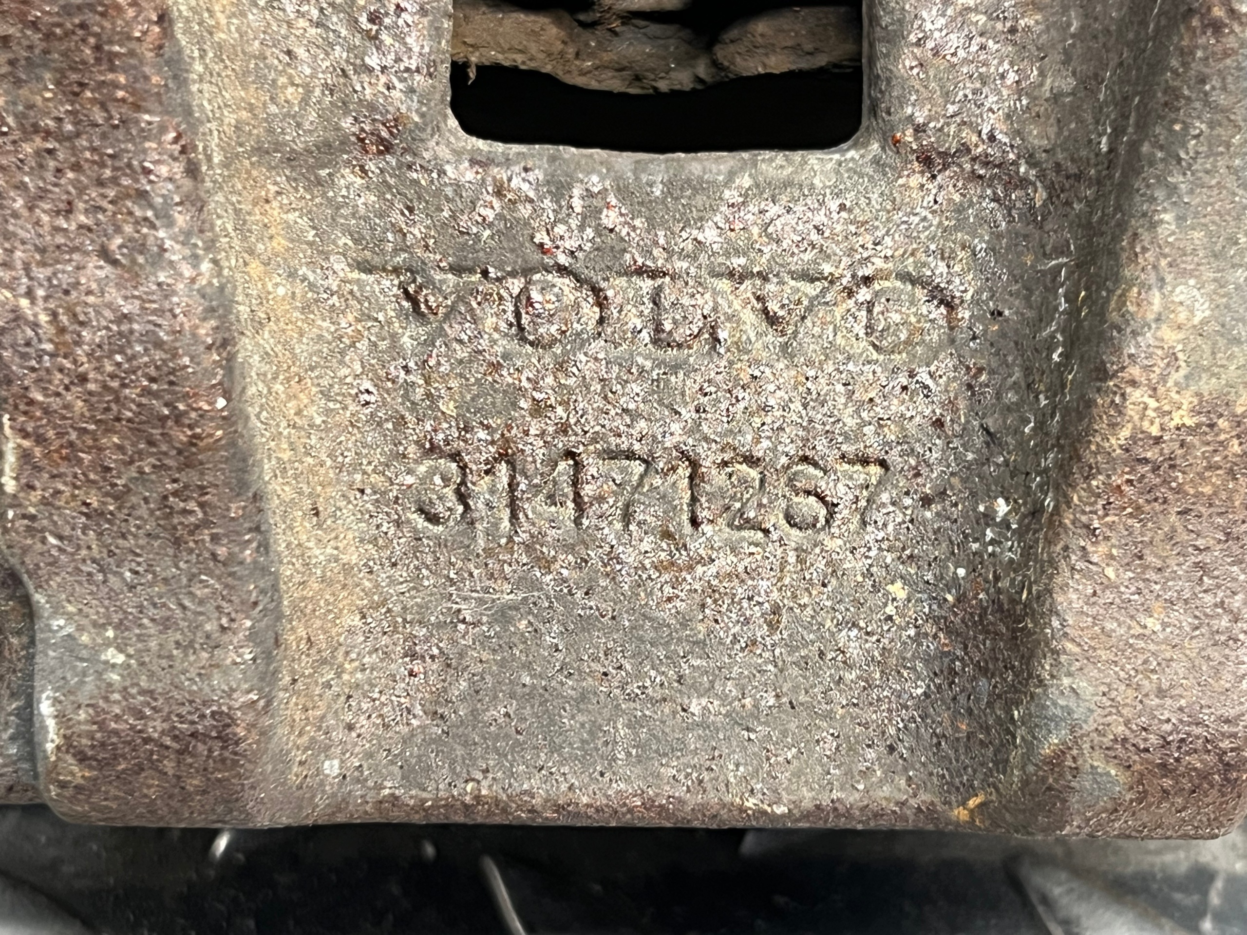 caliper brake left rear part rear VOLVO XC90 II