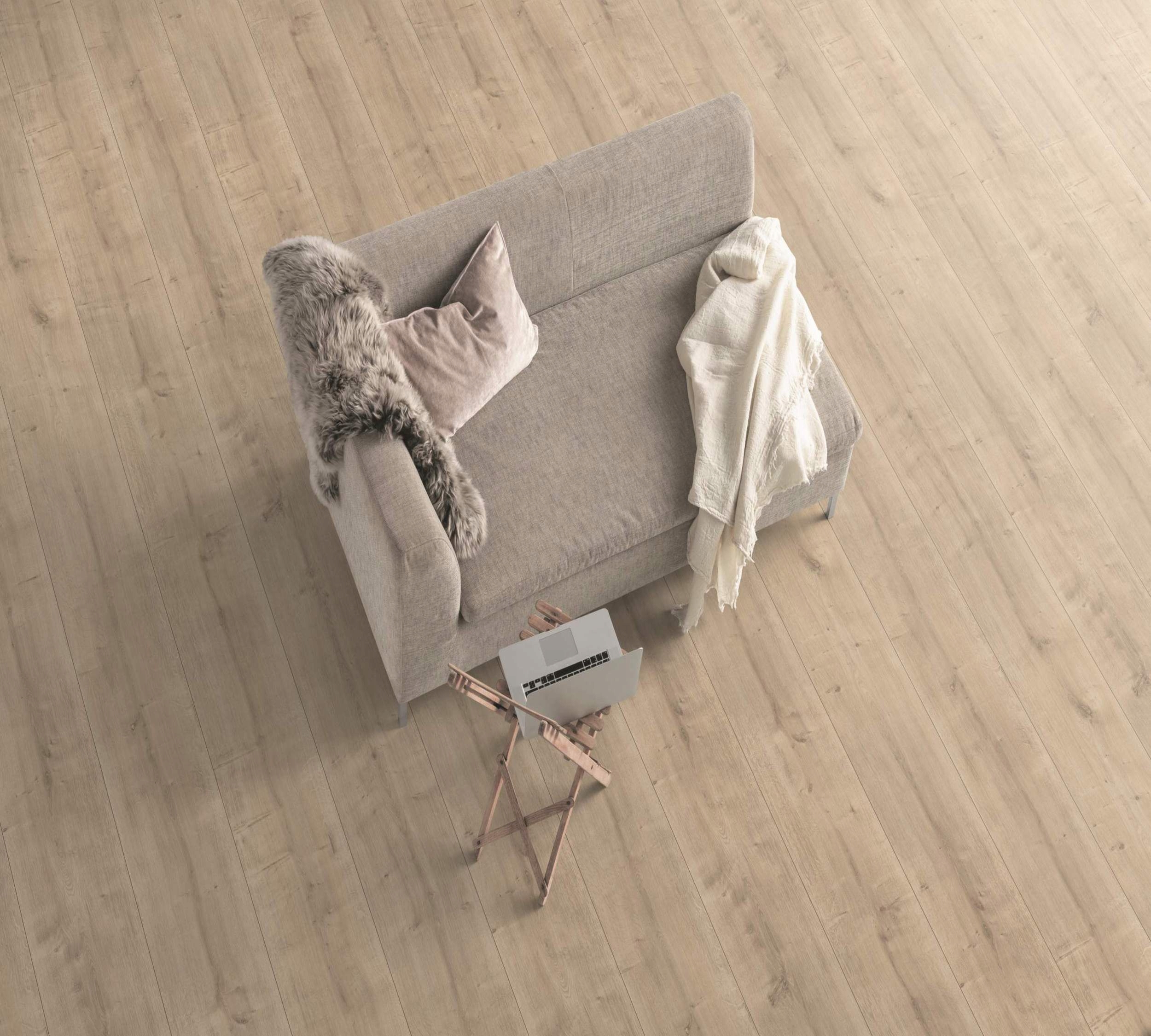 Panel podłogowy AC4 DĄB HAMILTON KREMOWY 2,53m Struktura synchroniczna