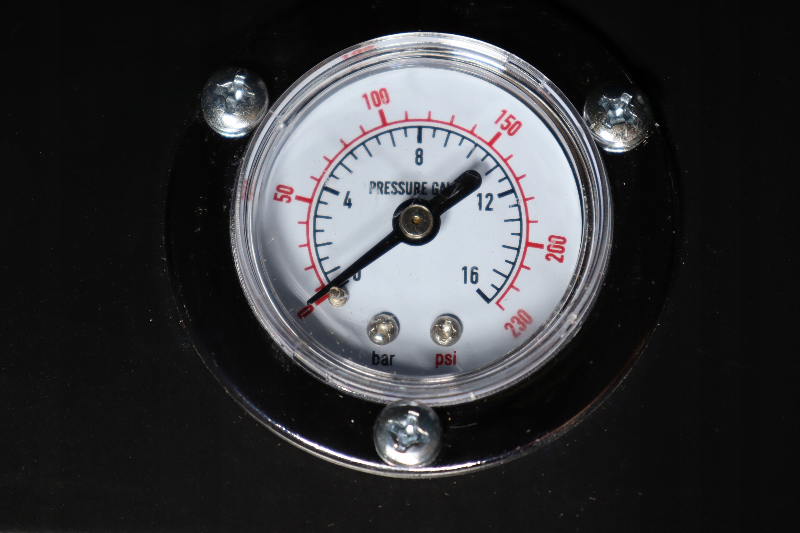 Precyzyjna piaskarka protetyczna 30L pneumatyczna Producent code SBC5