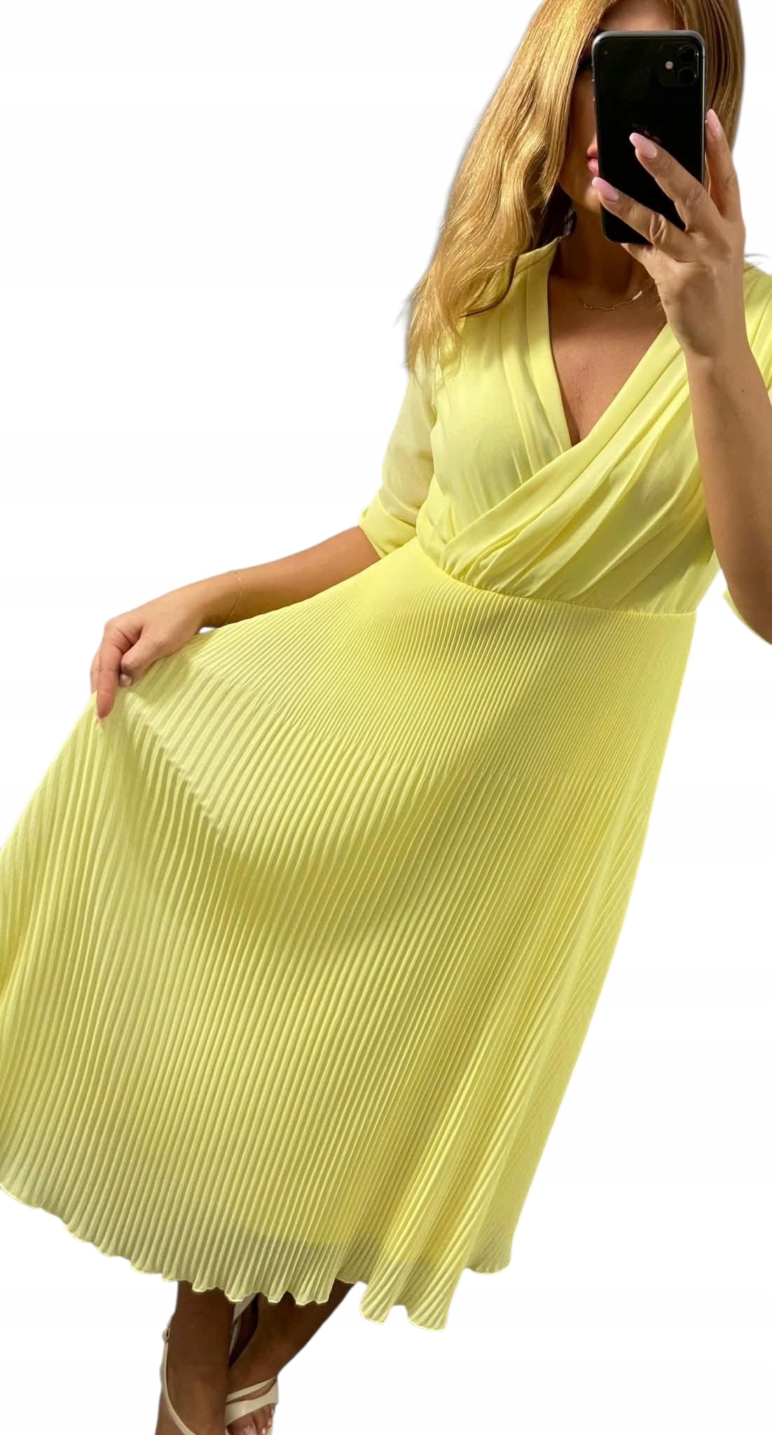 V652 Elegantní Plisovaná Šaty Žlutá vel. 48 (4XL)