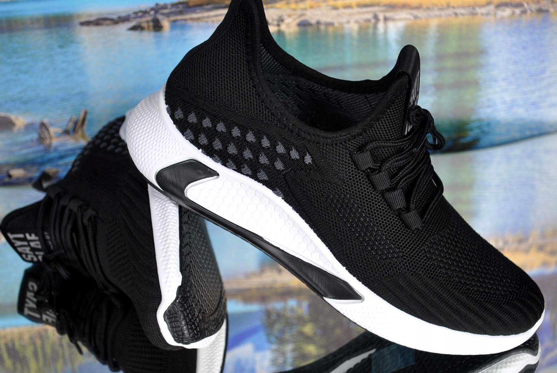 ADIDASY SPORTOWE SNEAKERSY MESKIE MŁODZIEŻOWE BUTY do biegania CASUAL Długość wkładki 26.5 cm