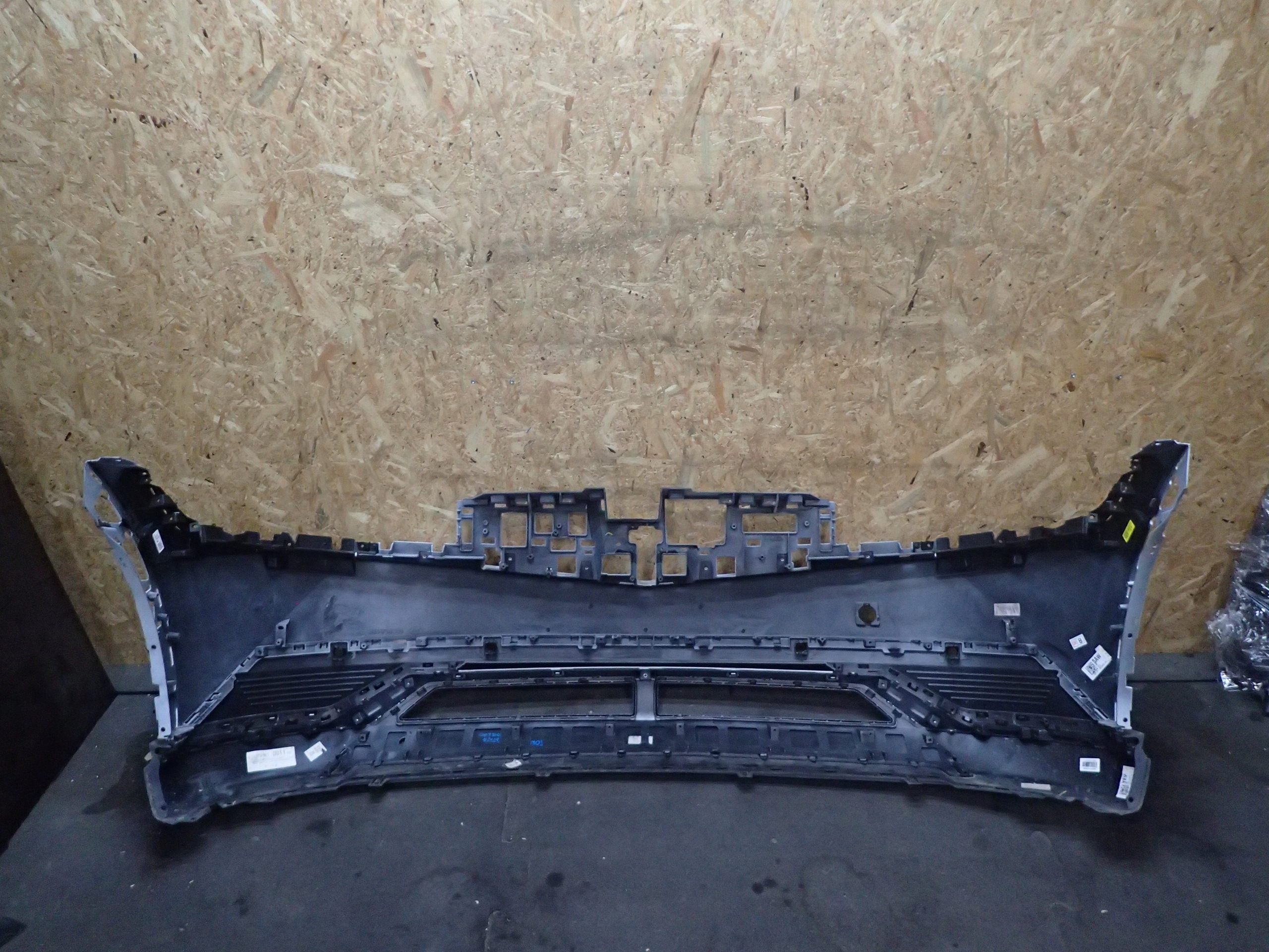 nárazník předek HYUNDAI IONIQ 5