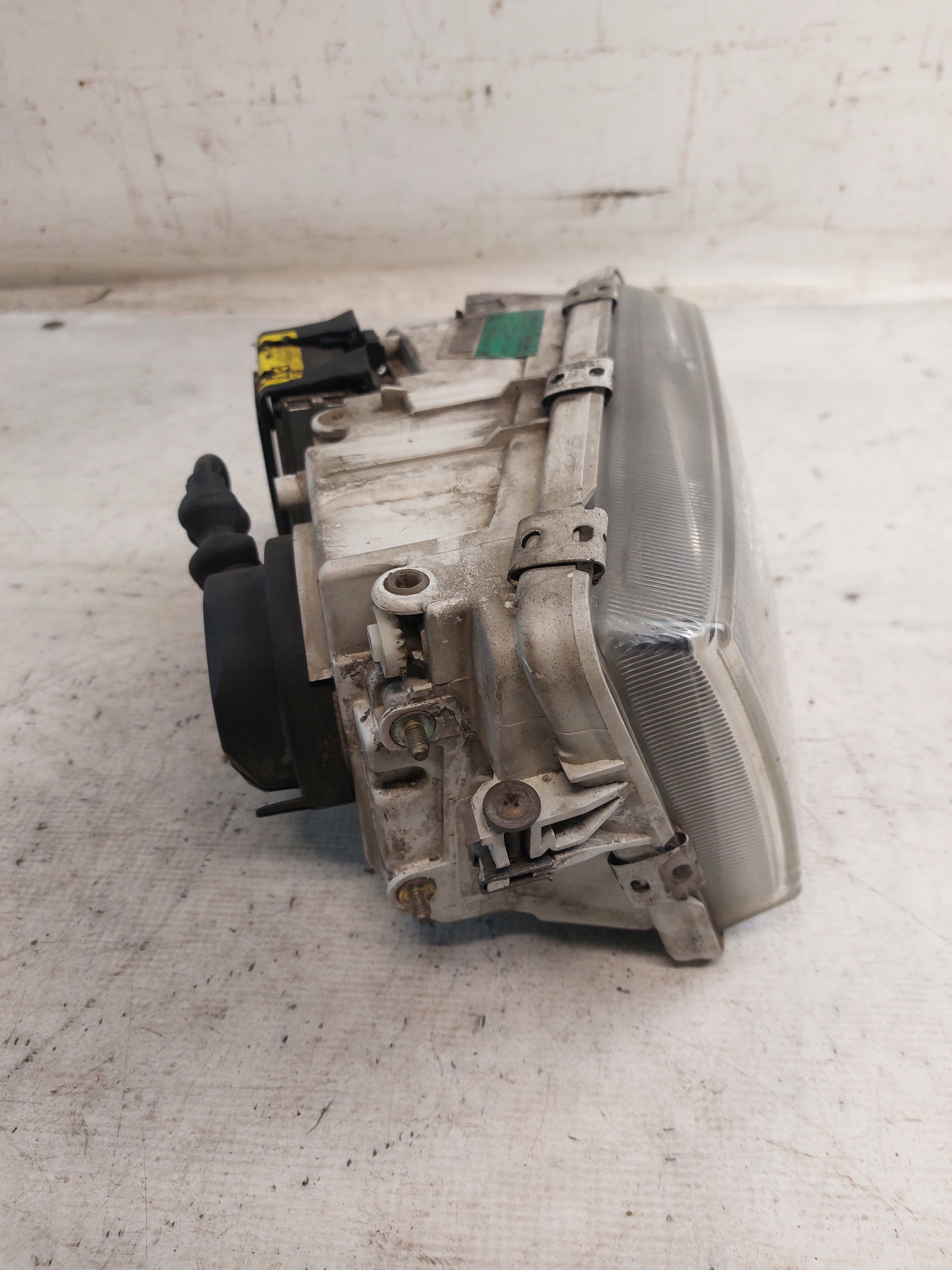 light right front VOLVO V40 FL