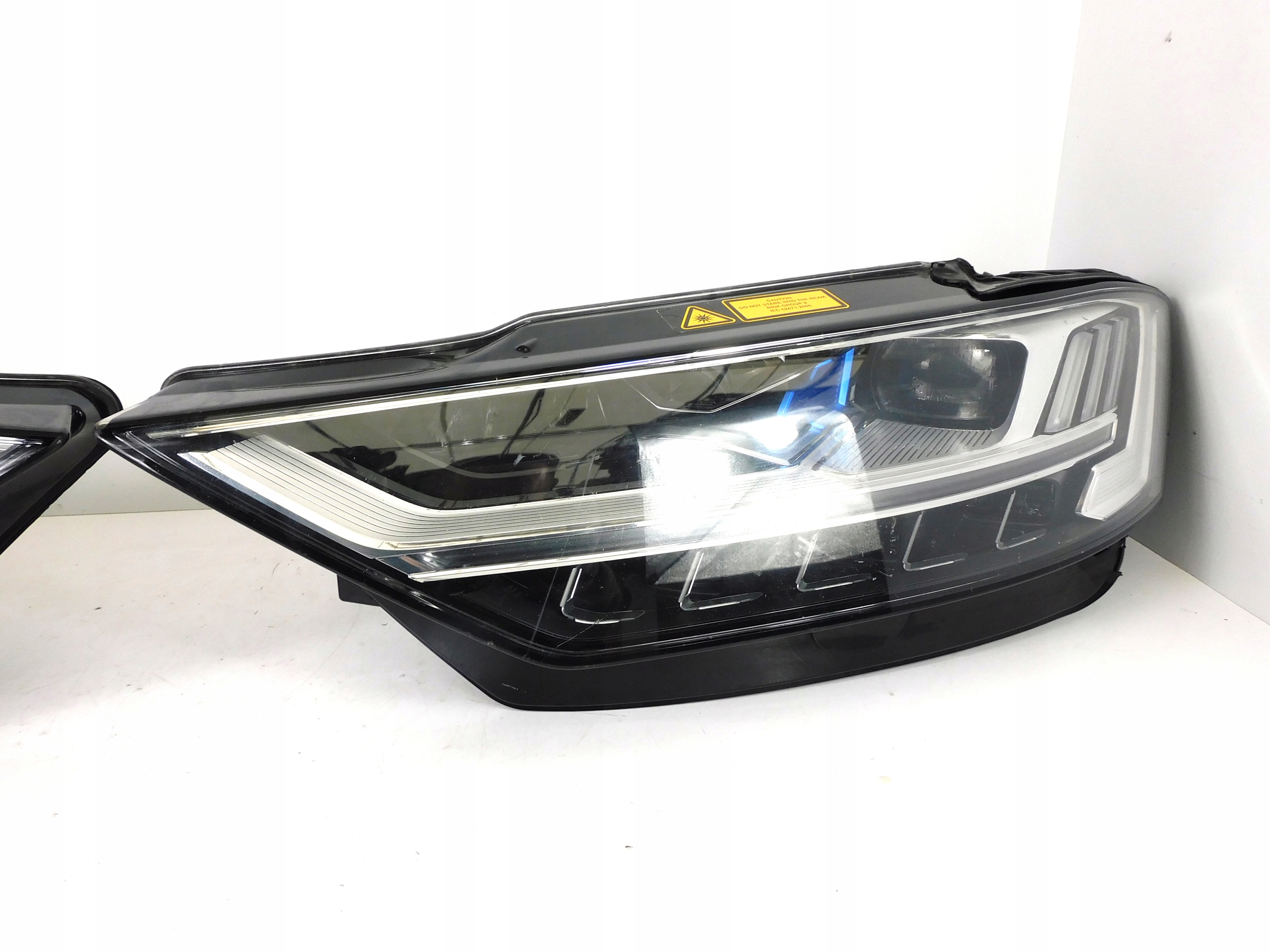 AUDI A8 S8 D5 4N LAMPA LEWA LASER KOMPLETNA