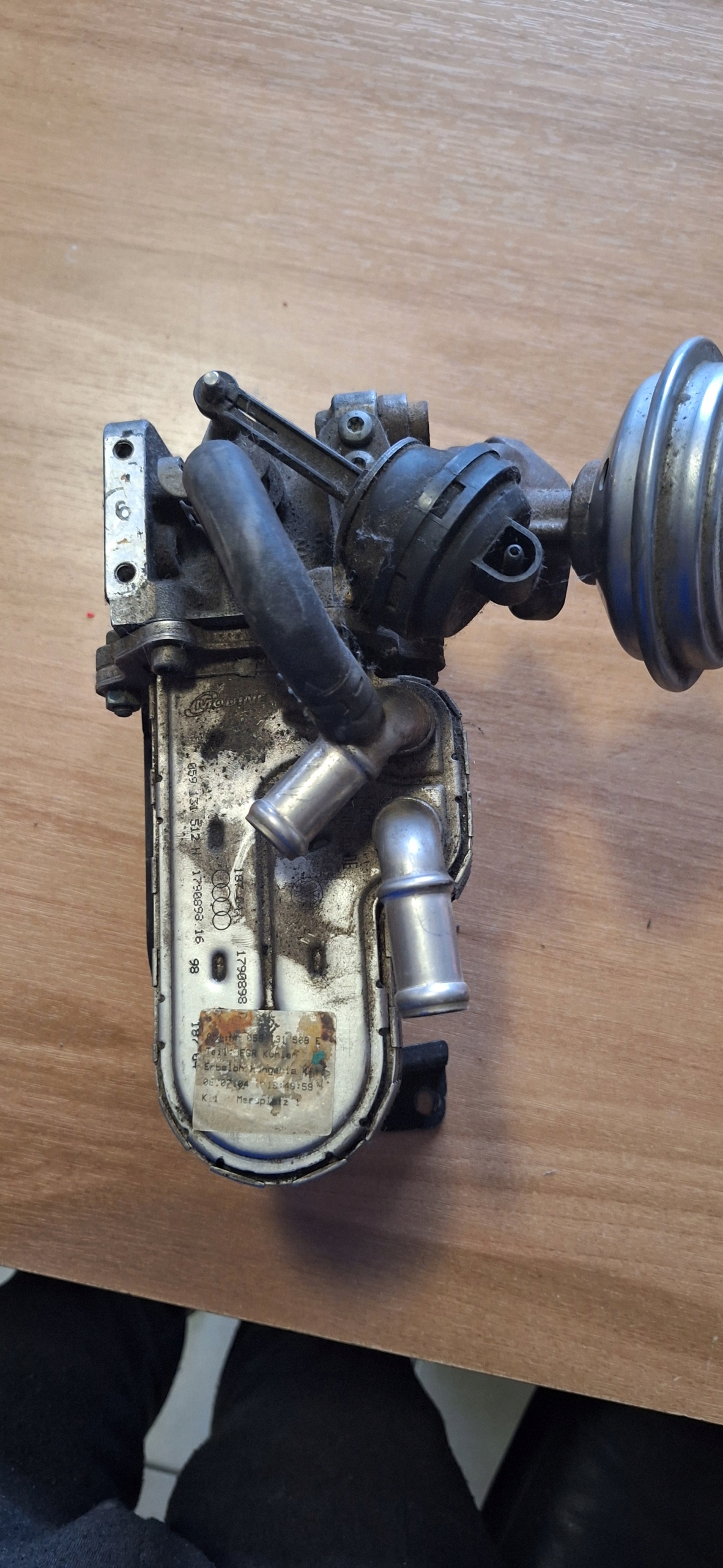 Radiateur Vanne EGR 059131063B Audi A8 D3