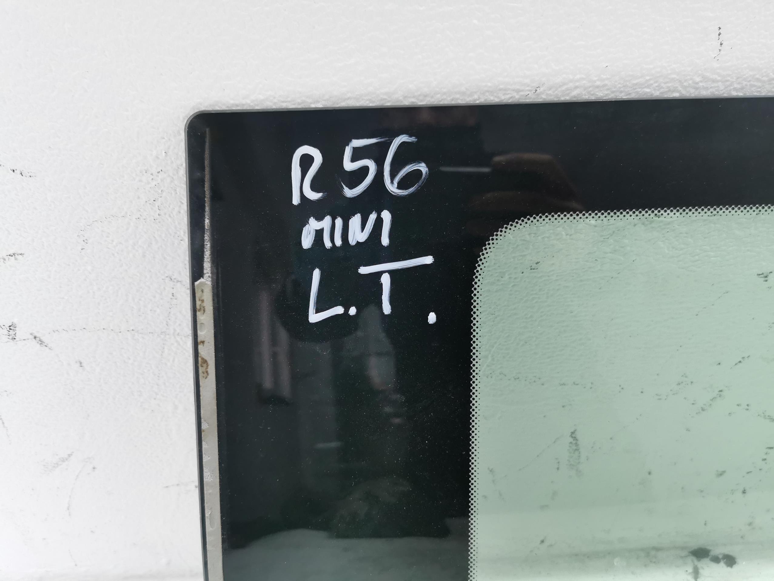 OKNO Karoséria MINI R55 R56 07-14