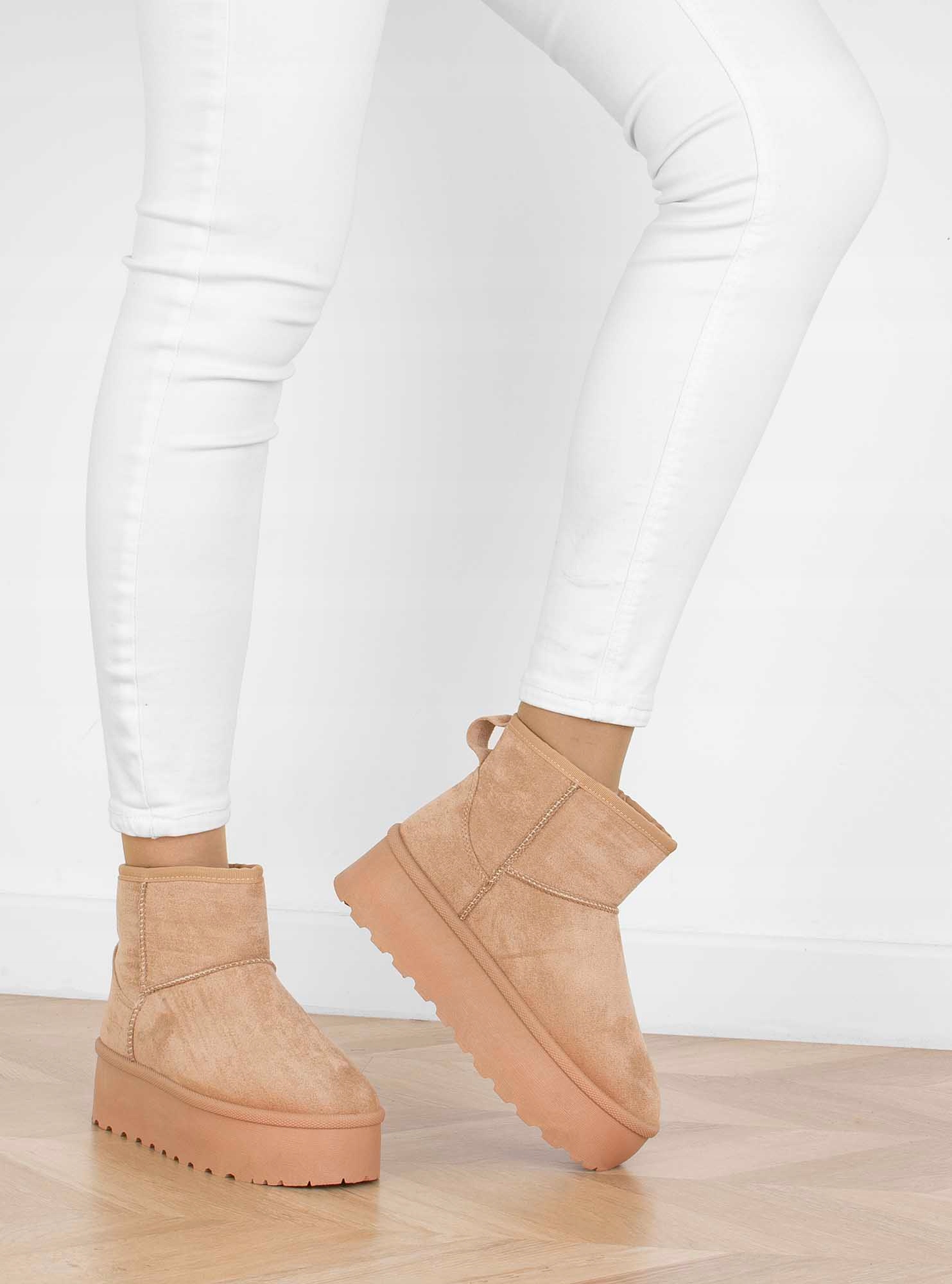 7906 BEŻOWE OCIEPLANE BOTKI ŚNIEGOWCE NA PLATFORMIE GRUBA PODESZWA 41 Oryginalne opakowanie producenta pudełko