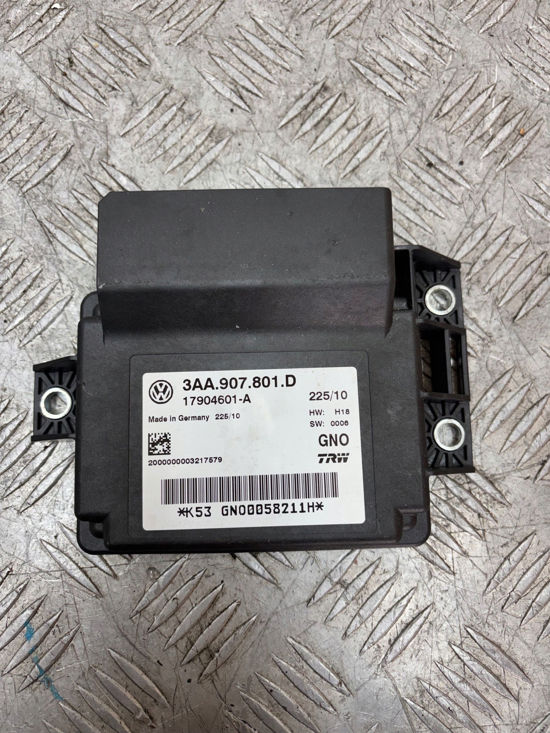 modulo LEVA FRENO A MANO VW PASSAT B7 3AA907801D
