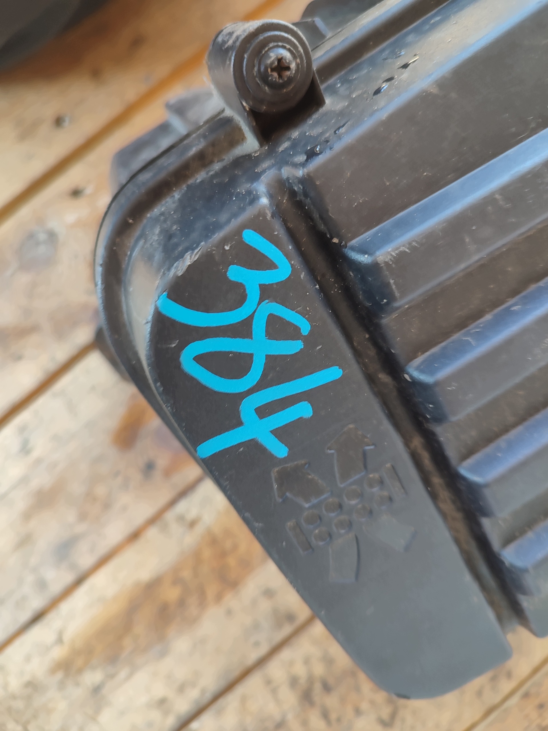 Audi OE 1F0129607 kućište filtera zraka