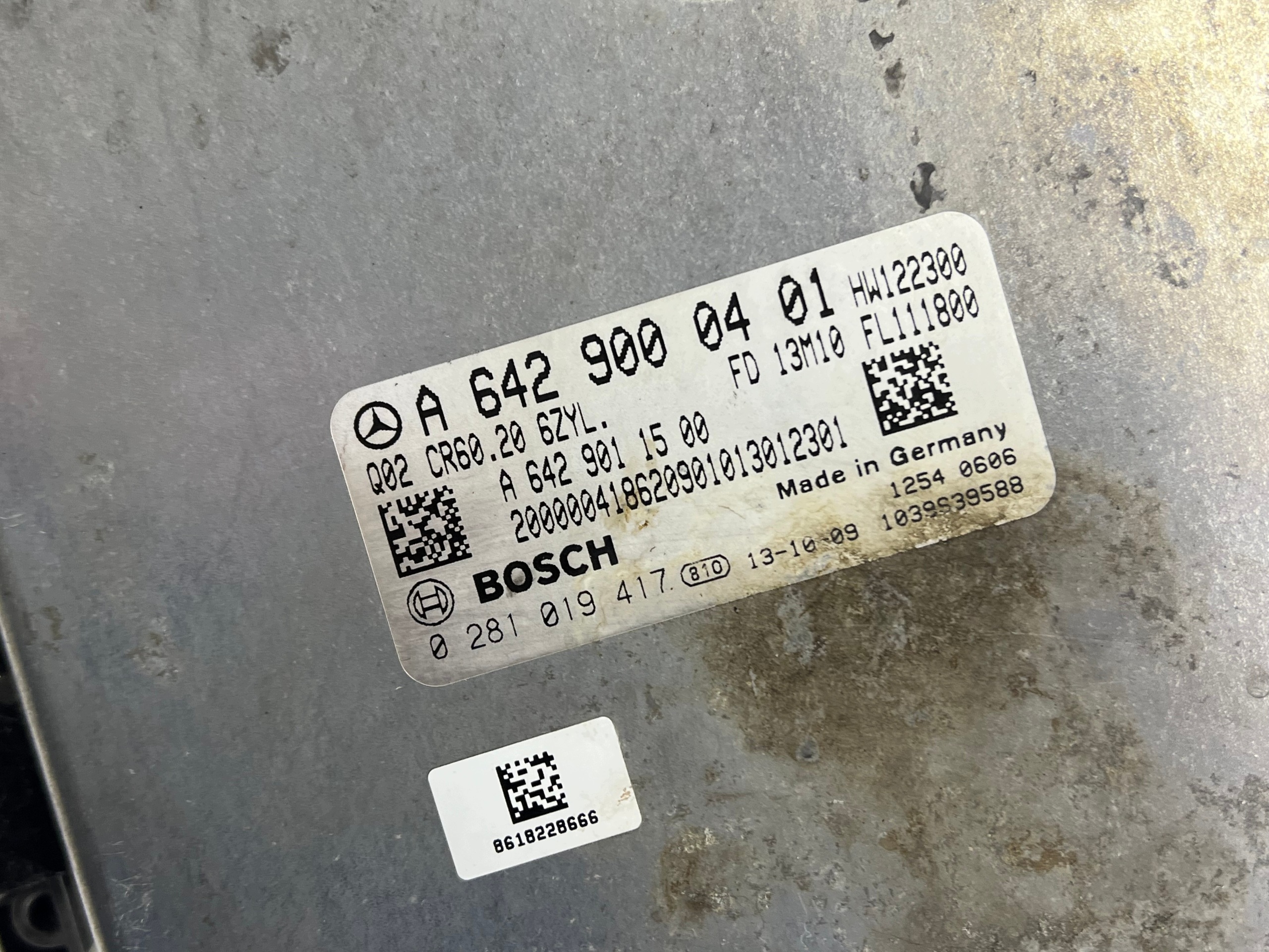 control unit computer of the engine MERCEDES ML W166 350CDI 3.0CDI A6429000401