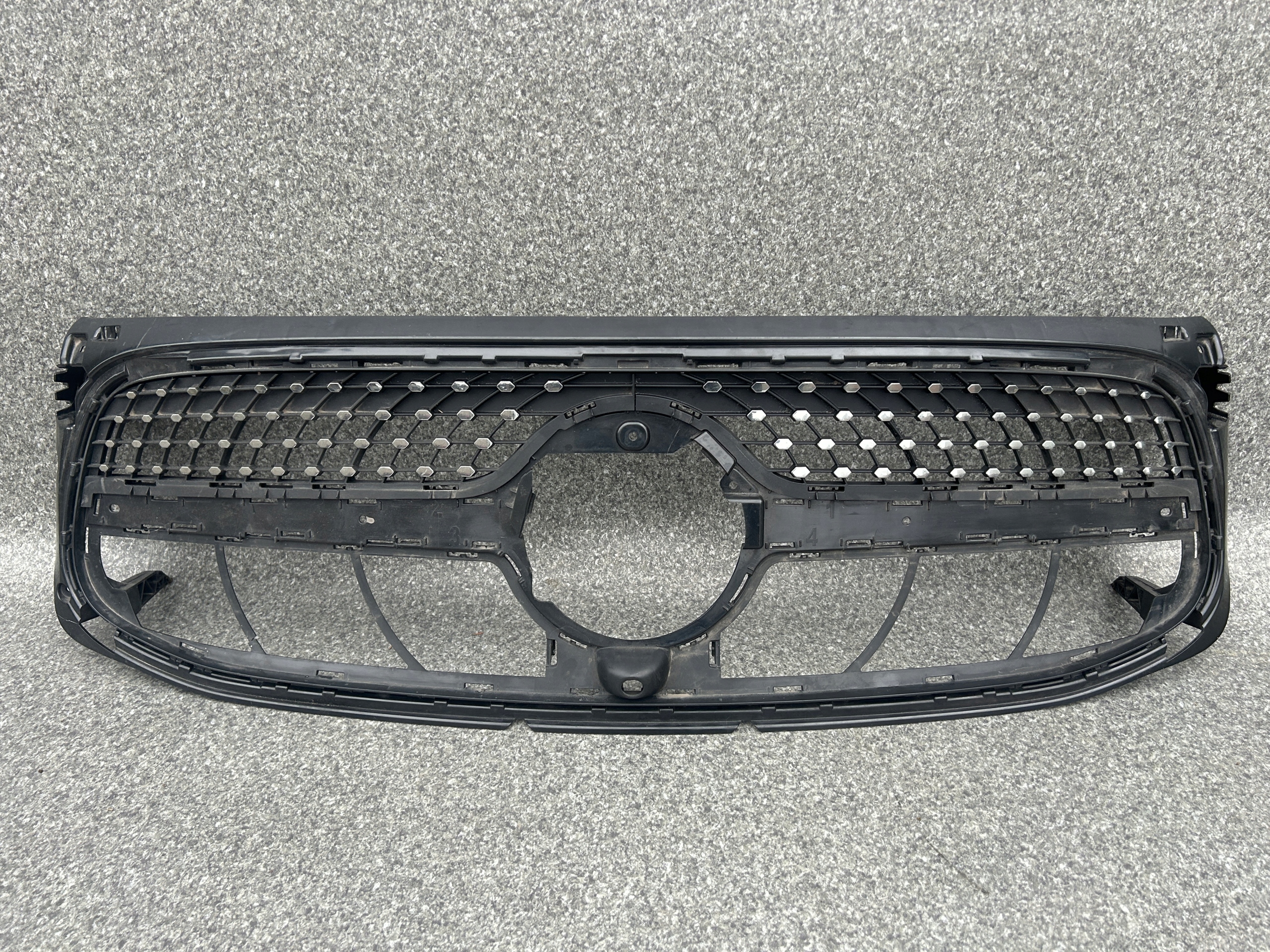 Mercedes-Benz GLB W247 Kühlergrill FRONTGRILL Kühlergitter A2478885900 - Thumbnail 1