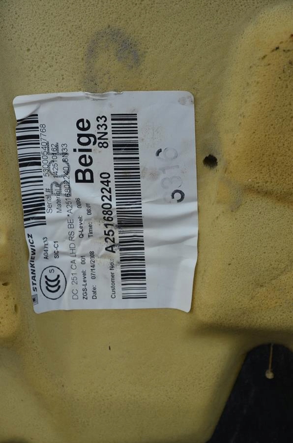 mats carpet right front Mercedes R-klasa W251