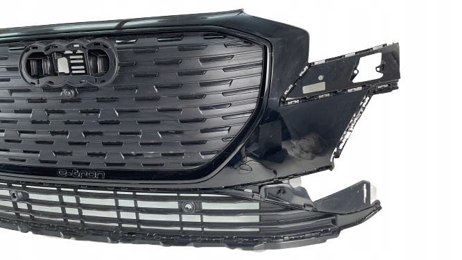 AUDI Q4 E-TRON 89A RAMKA ATRAPA GRILL KAMERA PDC Jakość części (zgodnie z GVO) O - oryginał z logo producenta pojazdu (OE)