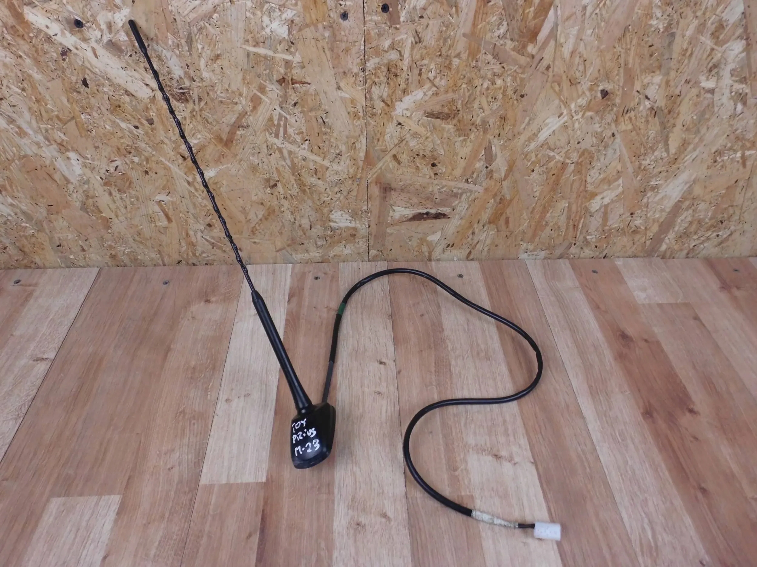 Toyota Auris II E180 antena dach 86309-05050