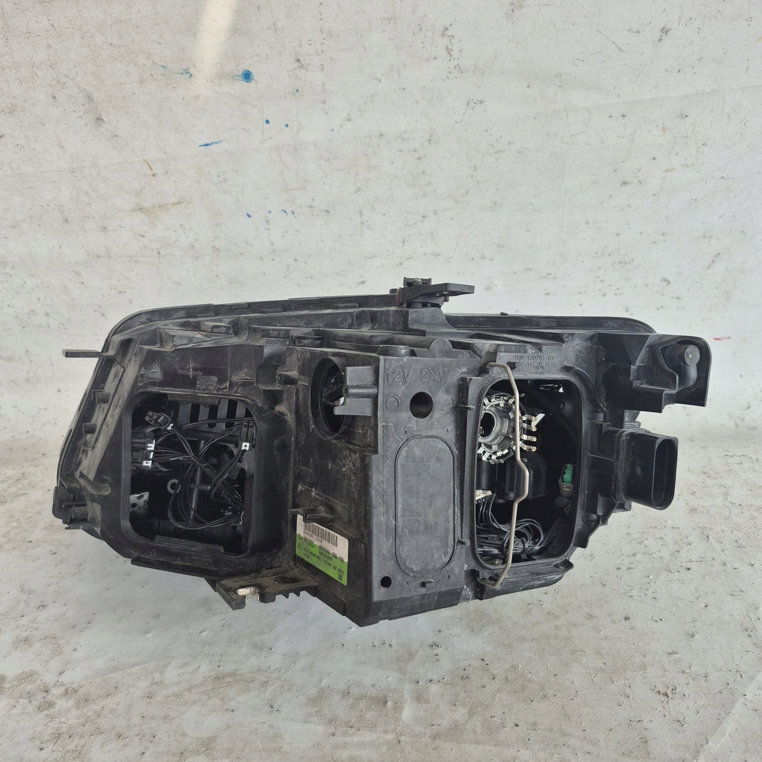 AUDI Q5 8R 8R0 08-12 light right front front XENON positioning 8R0941004AJ