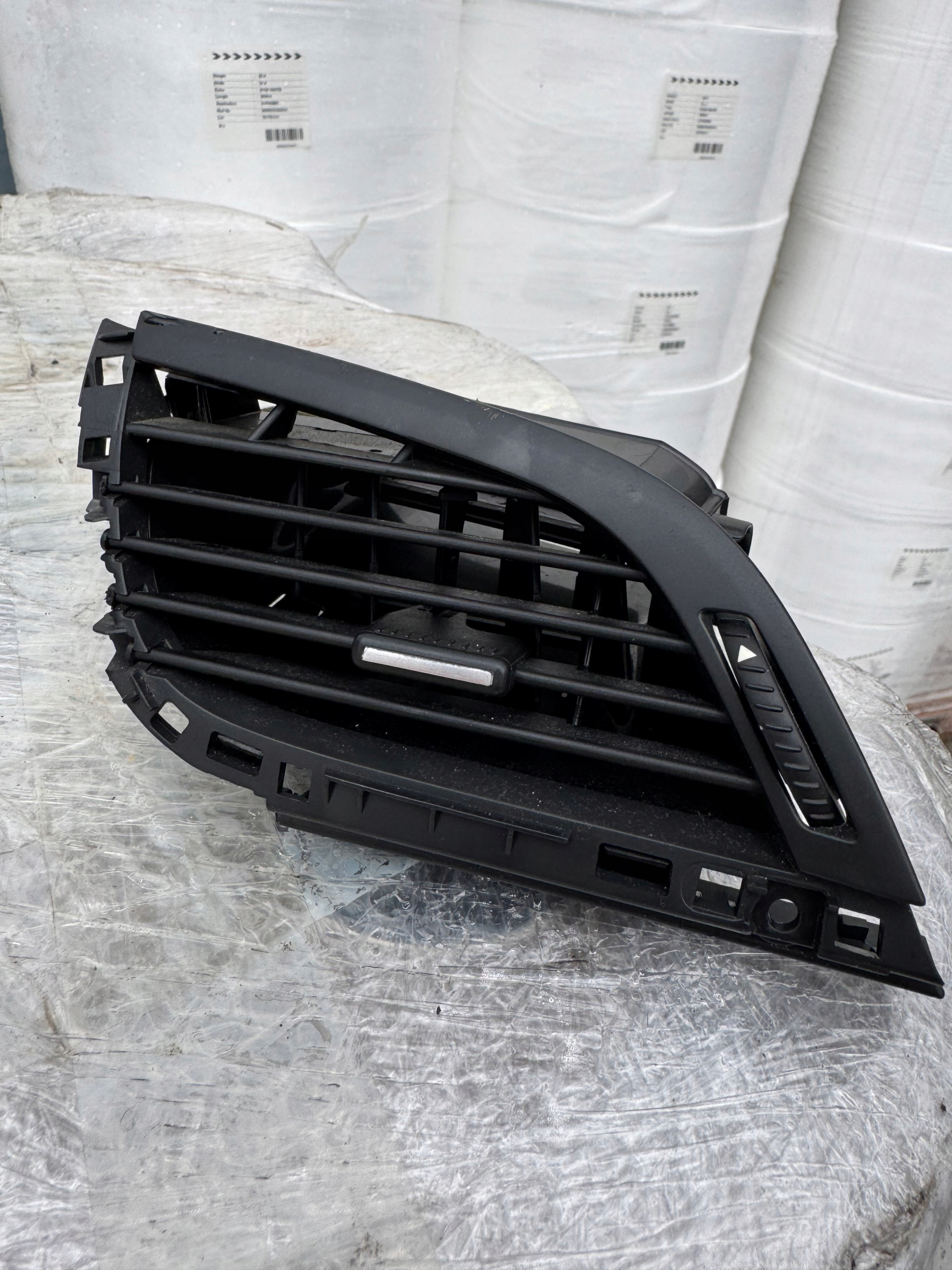 Peugeot 207 06-13 grid air conditioning devices air left driver´s