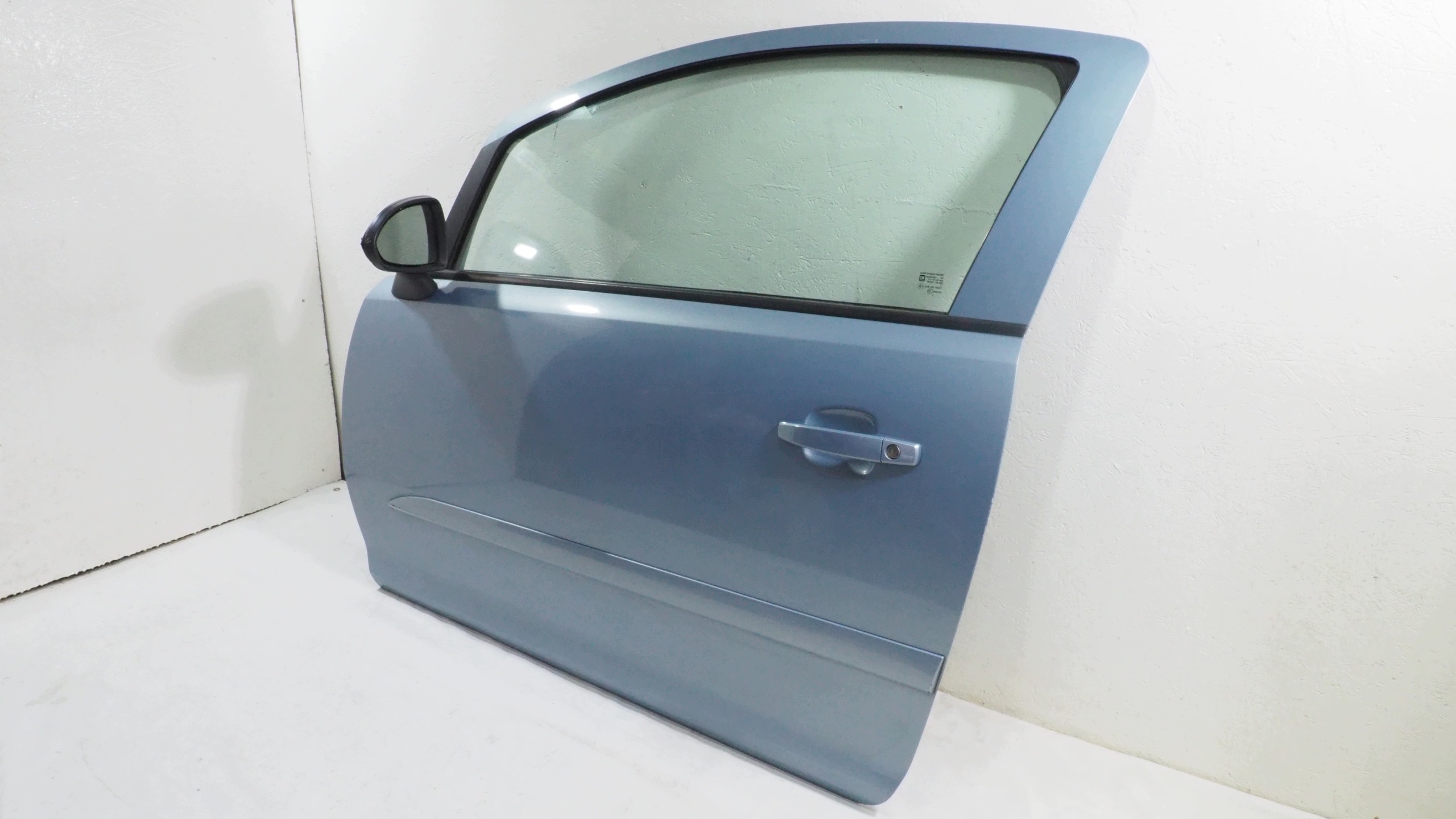 Opel Corsa D 3D dveře levé předek přední