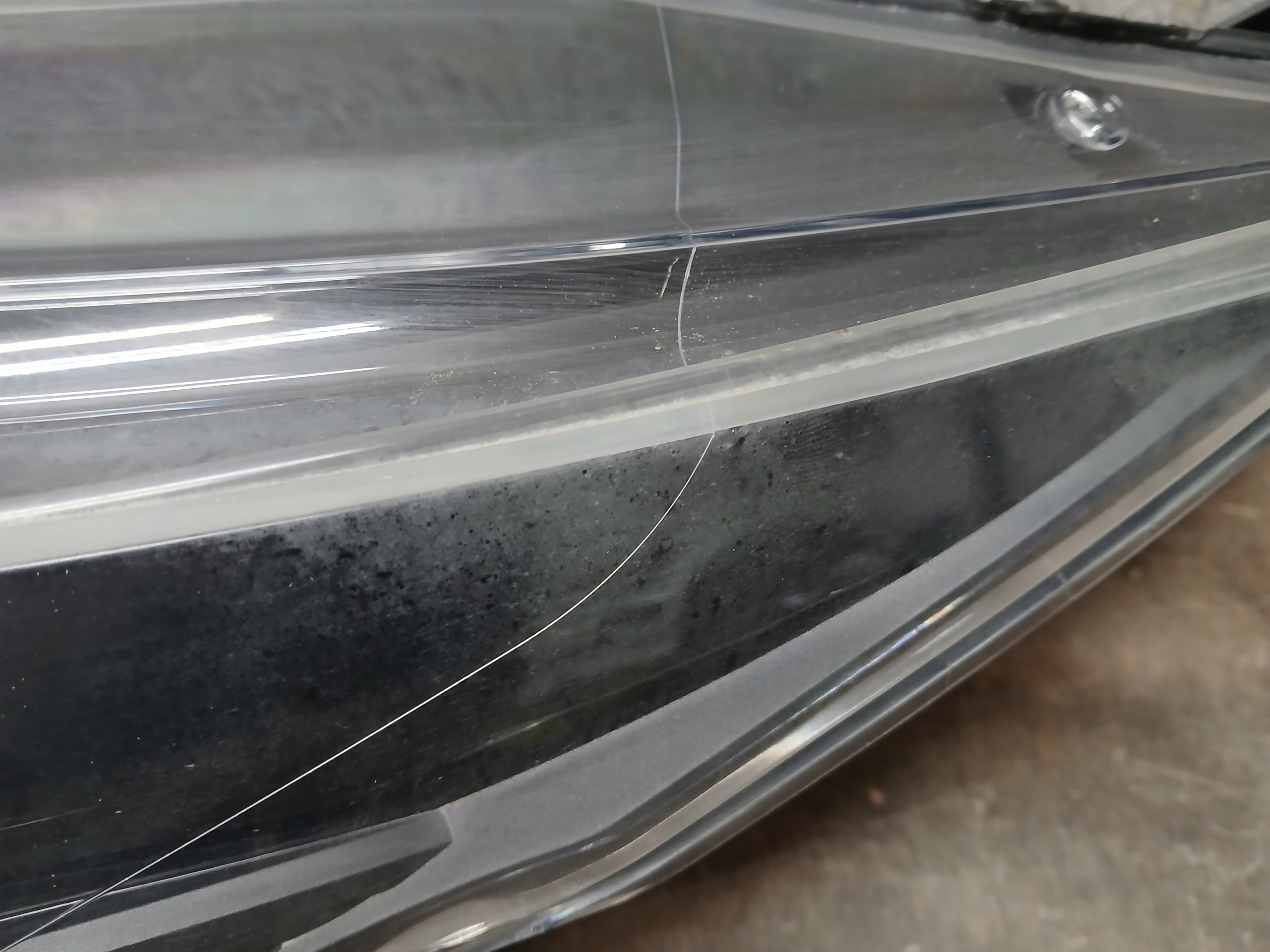 light front left TOYOTA AYGO II 2 14-18 lens LED
