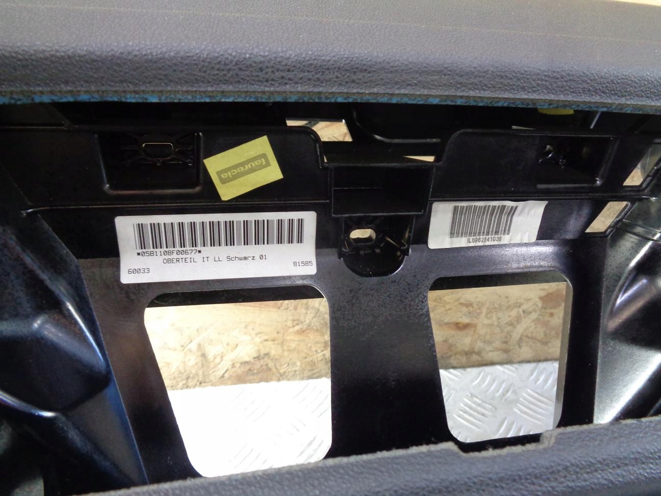 торпеда консоль подушки безопасности BMW 1 E87 E81 04- европа