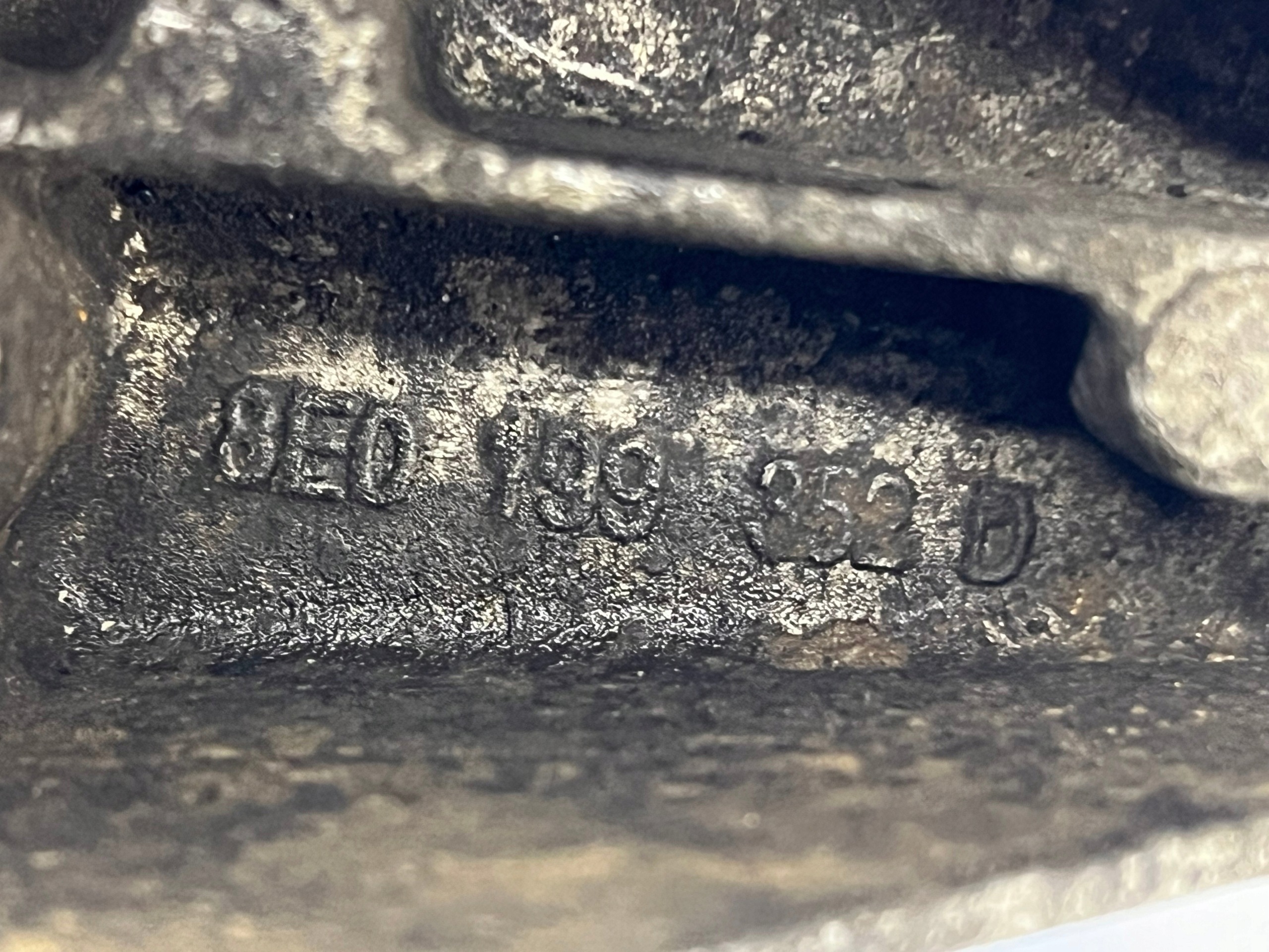 stütze strebe getriebe AUDI A6 C6 4F0399263L