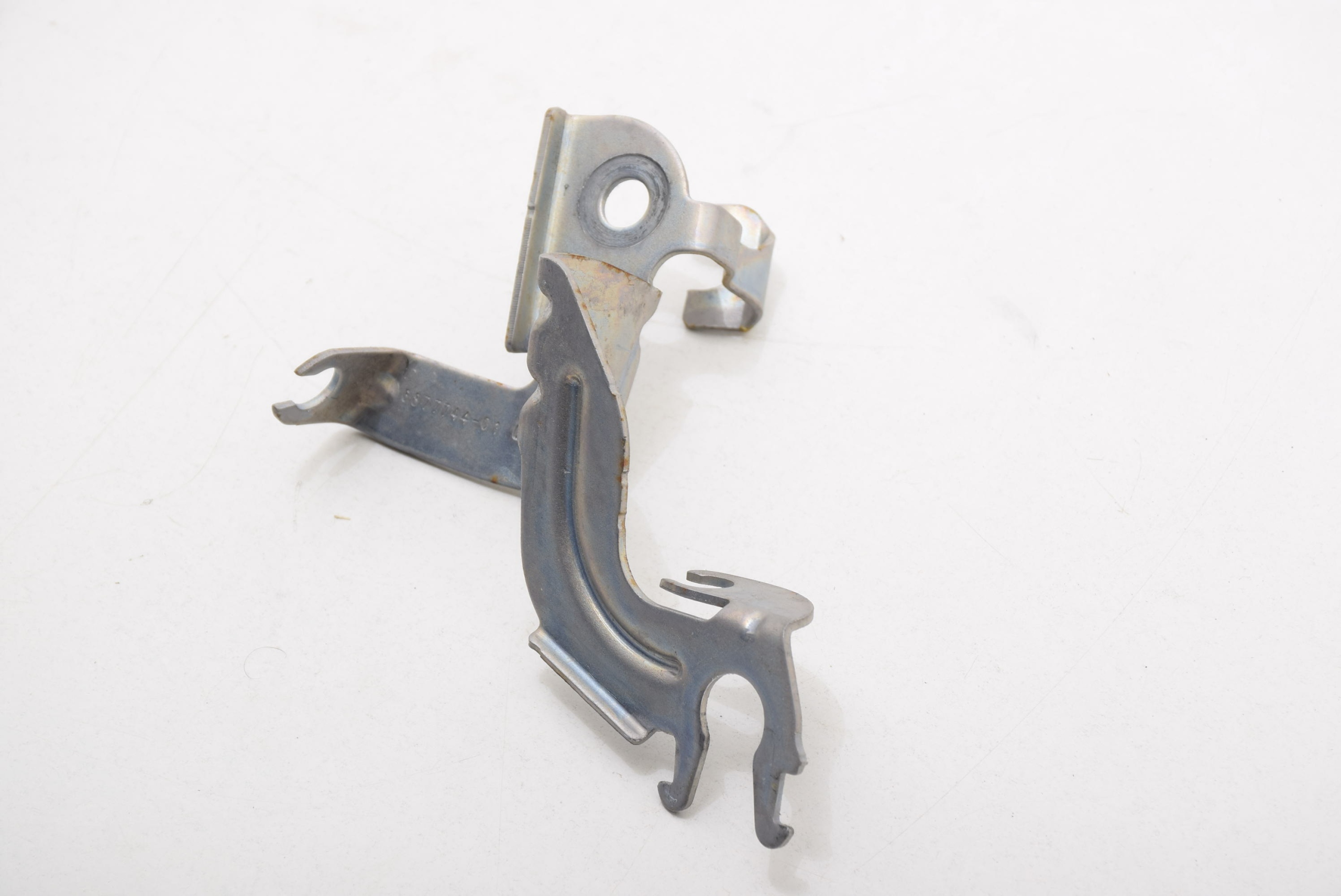 BMW G20 PRAWY UCHWYT AMORTYZATORA PRZEWODÓW ABS