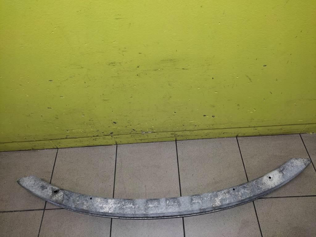 VW PASSAT B5 TRAVERSA paraurti BRZOD