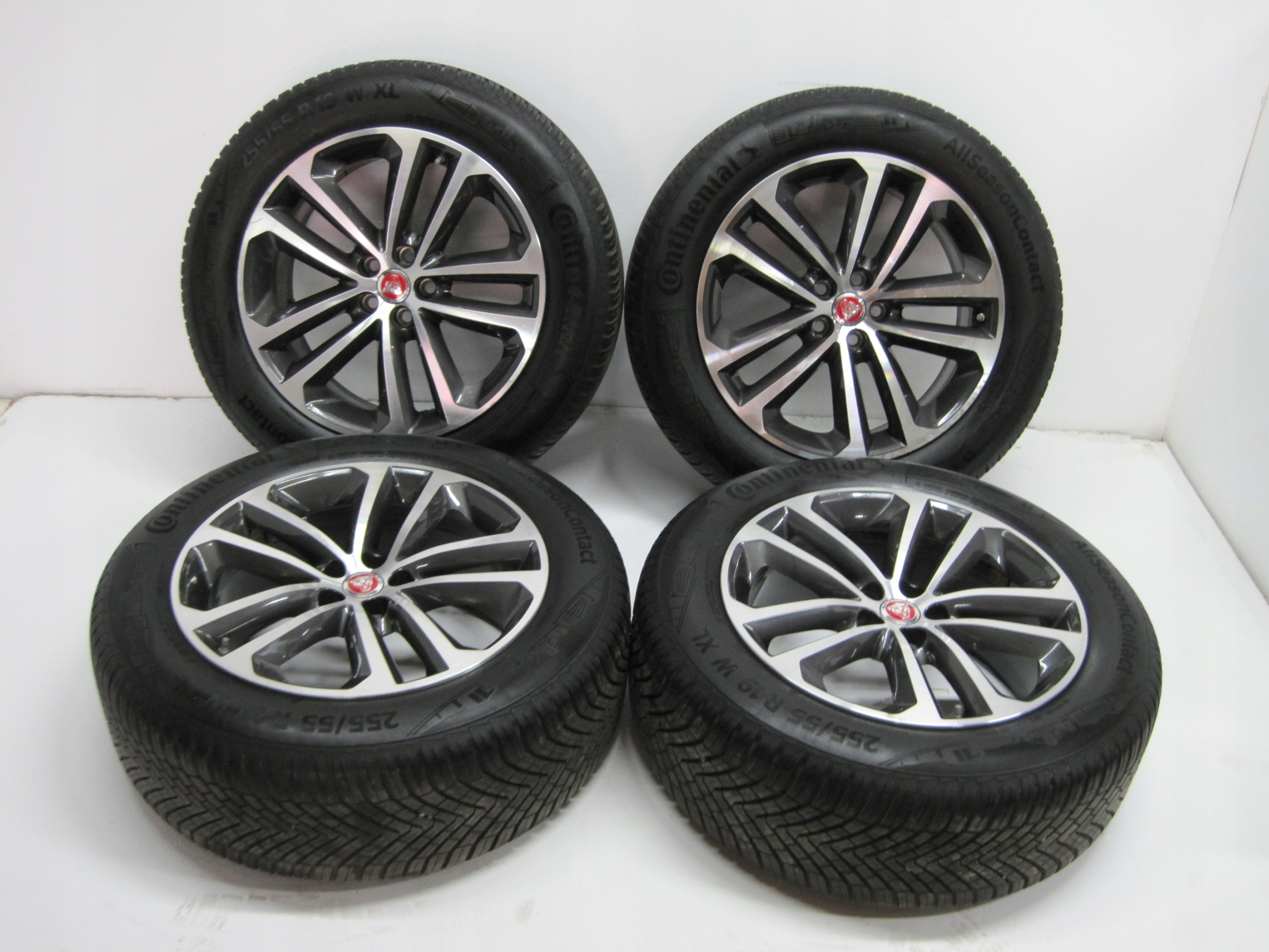 wheels discs tyres JAGUAR F PACE R19 5MM
